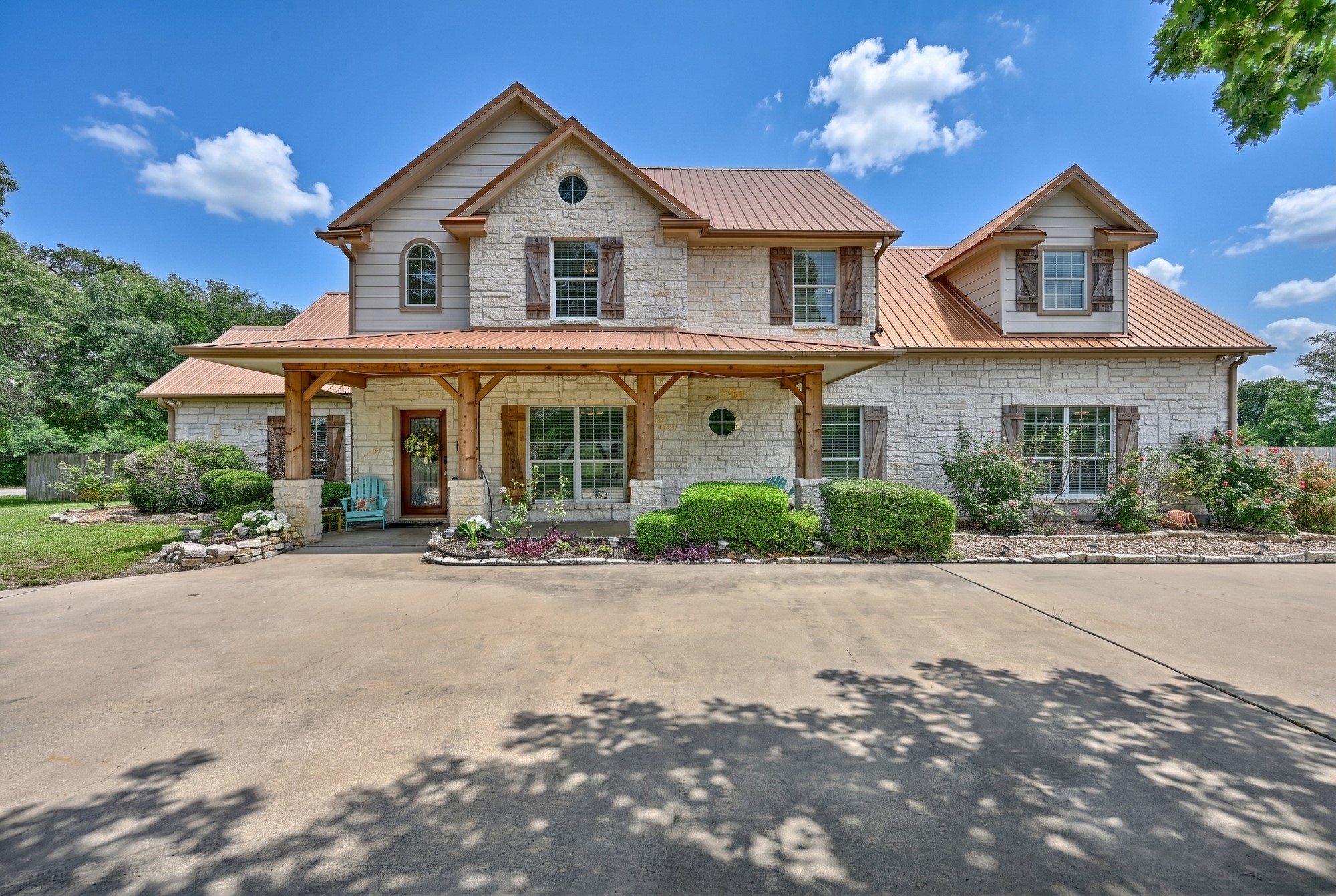 Listing photo 1
