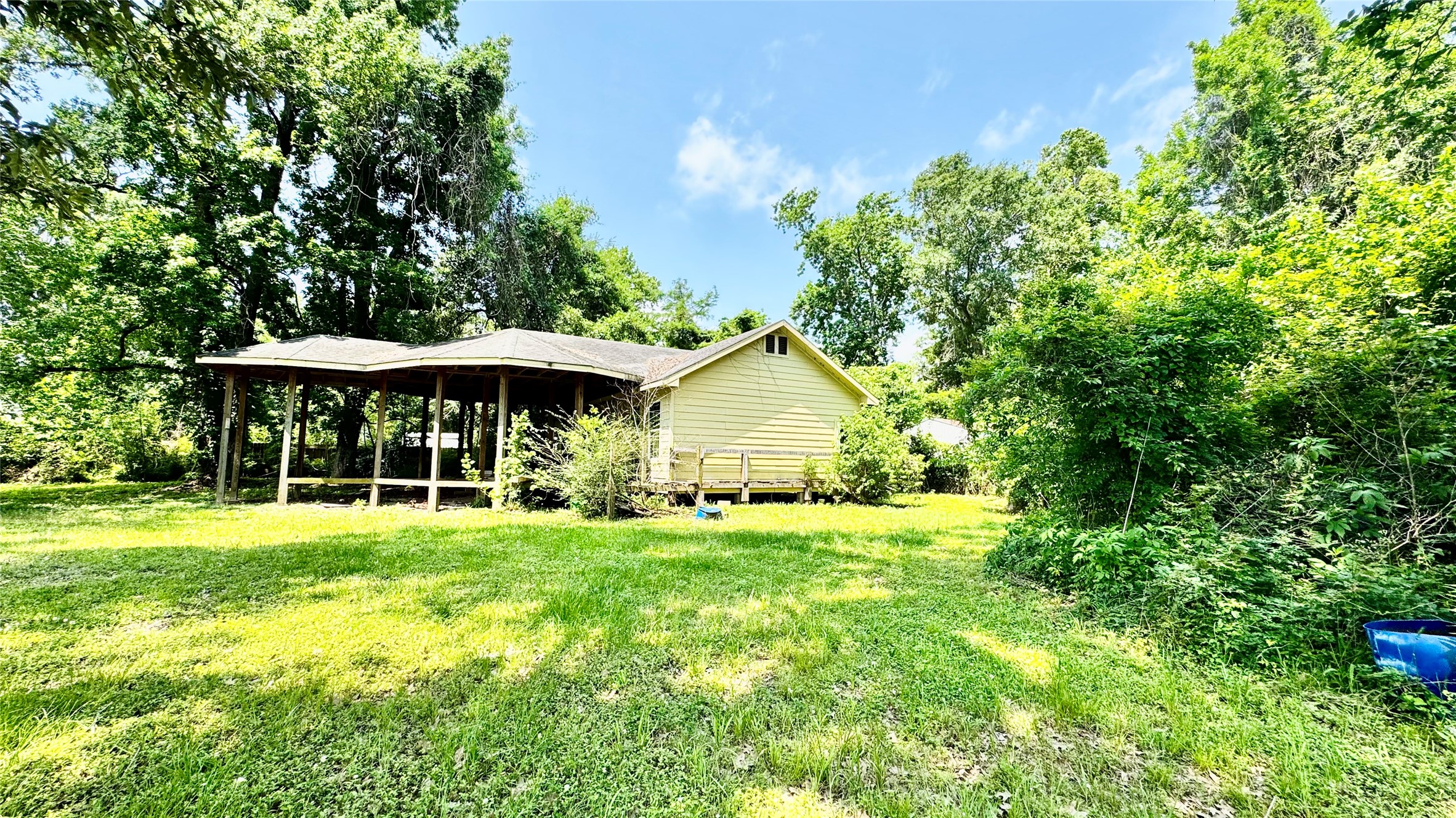 Listing photo 4