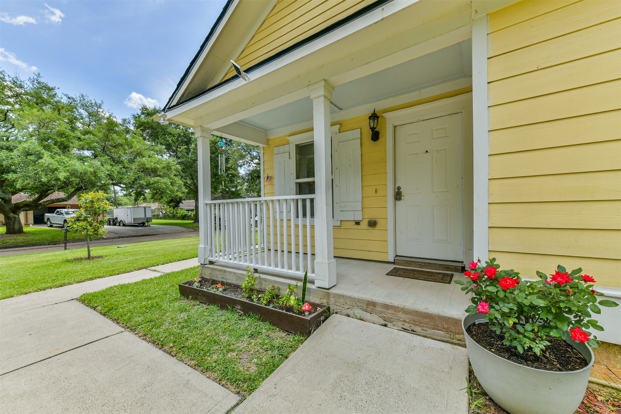 Listing photo 4