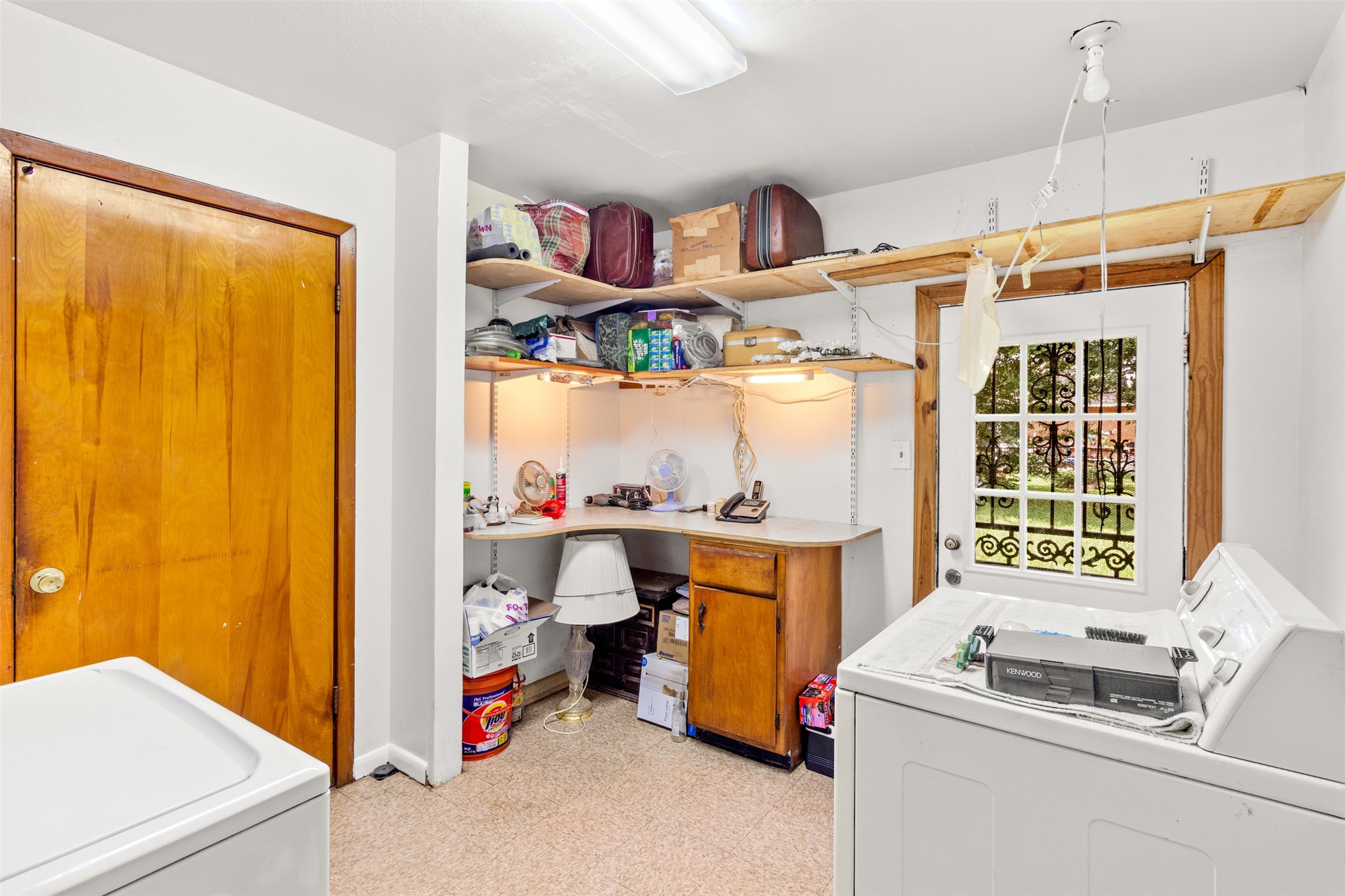 Listing photo 4