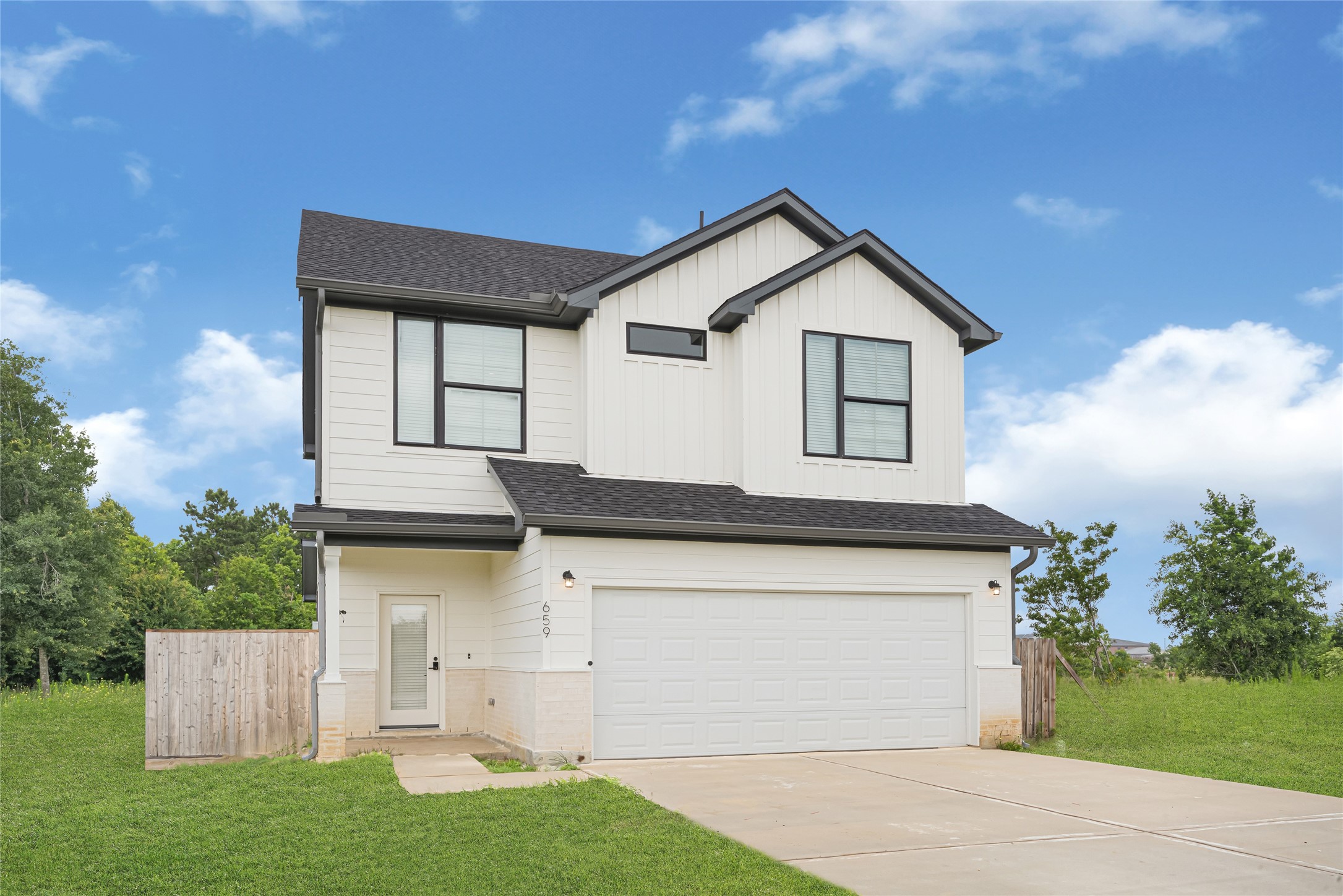 Listing photo 1