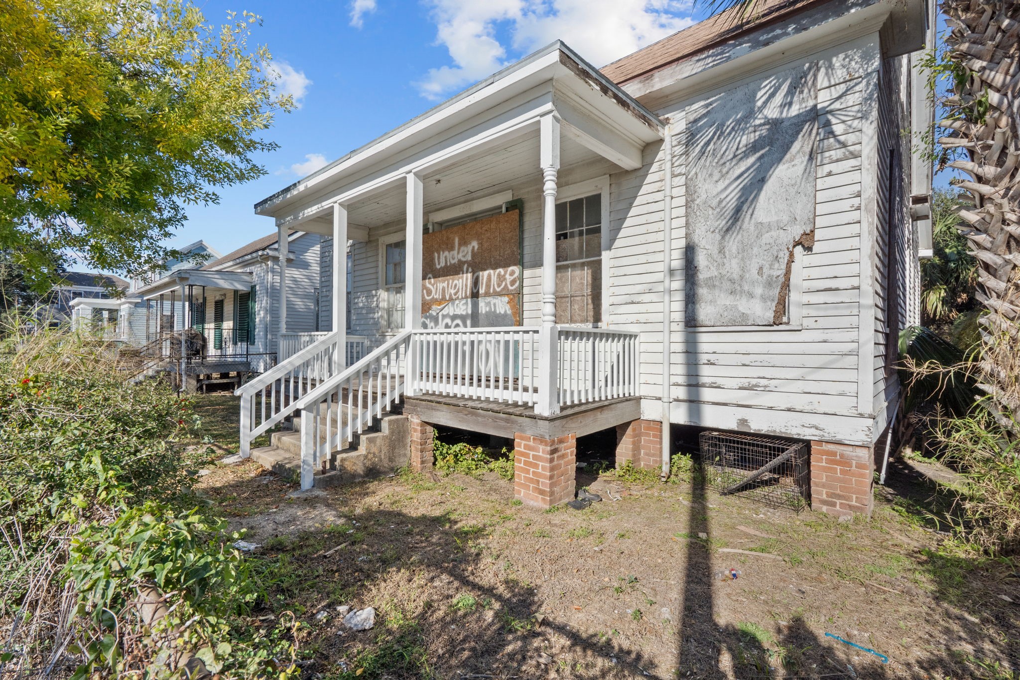 Listing photo 2