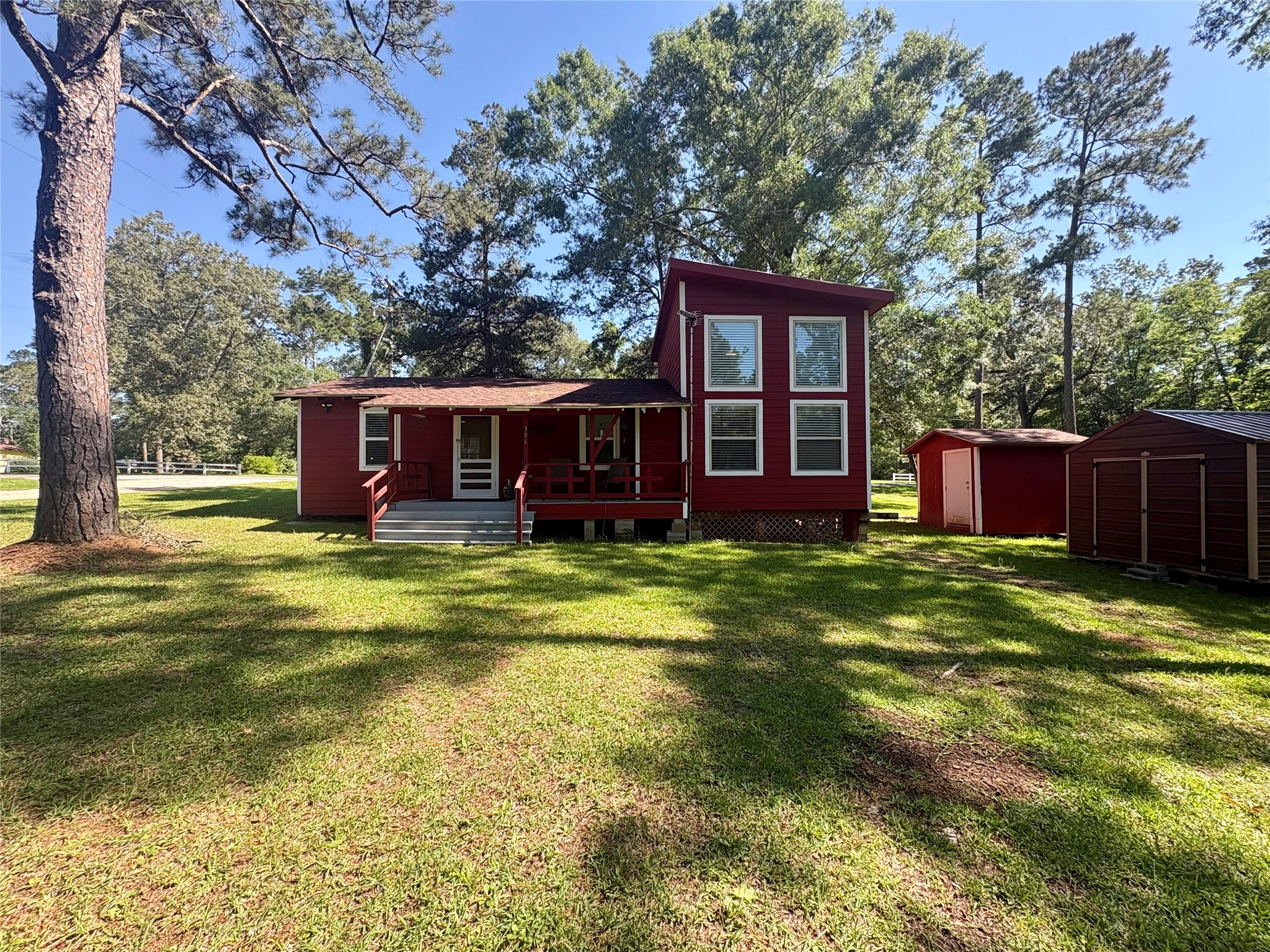 Listing photo 3