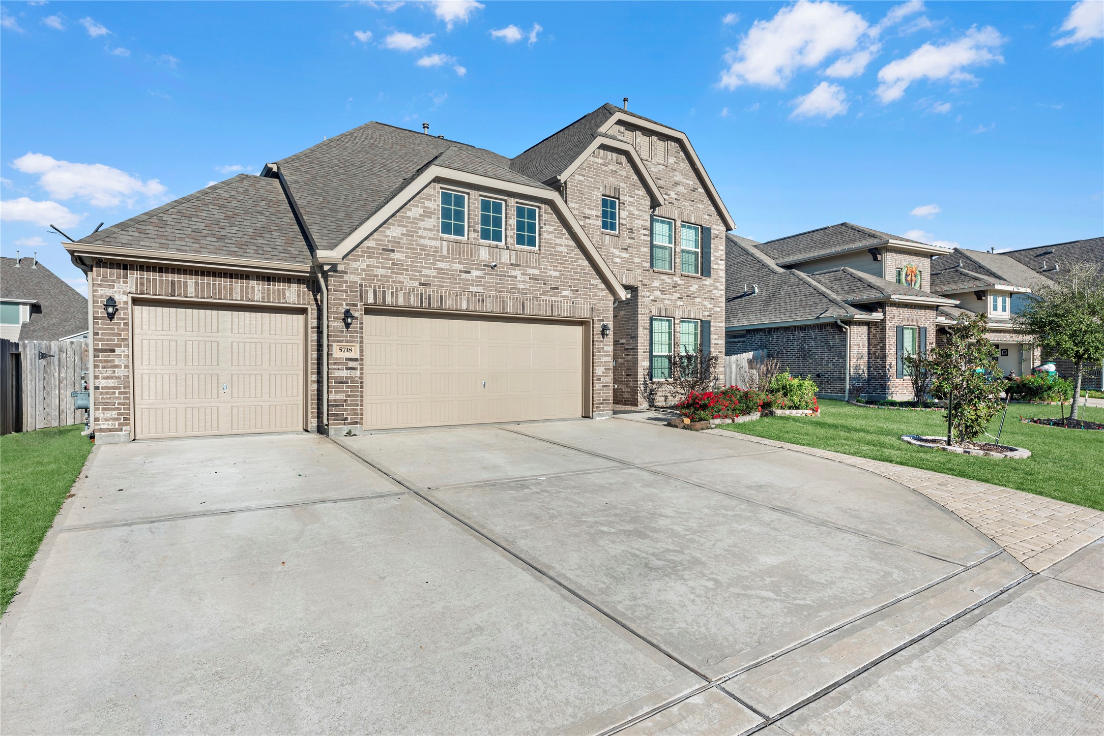 Listing photo 1
