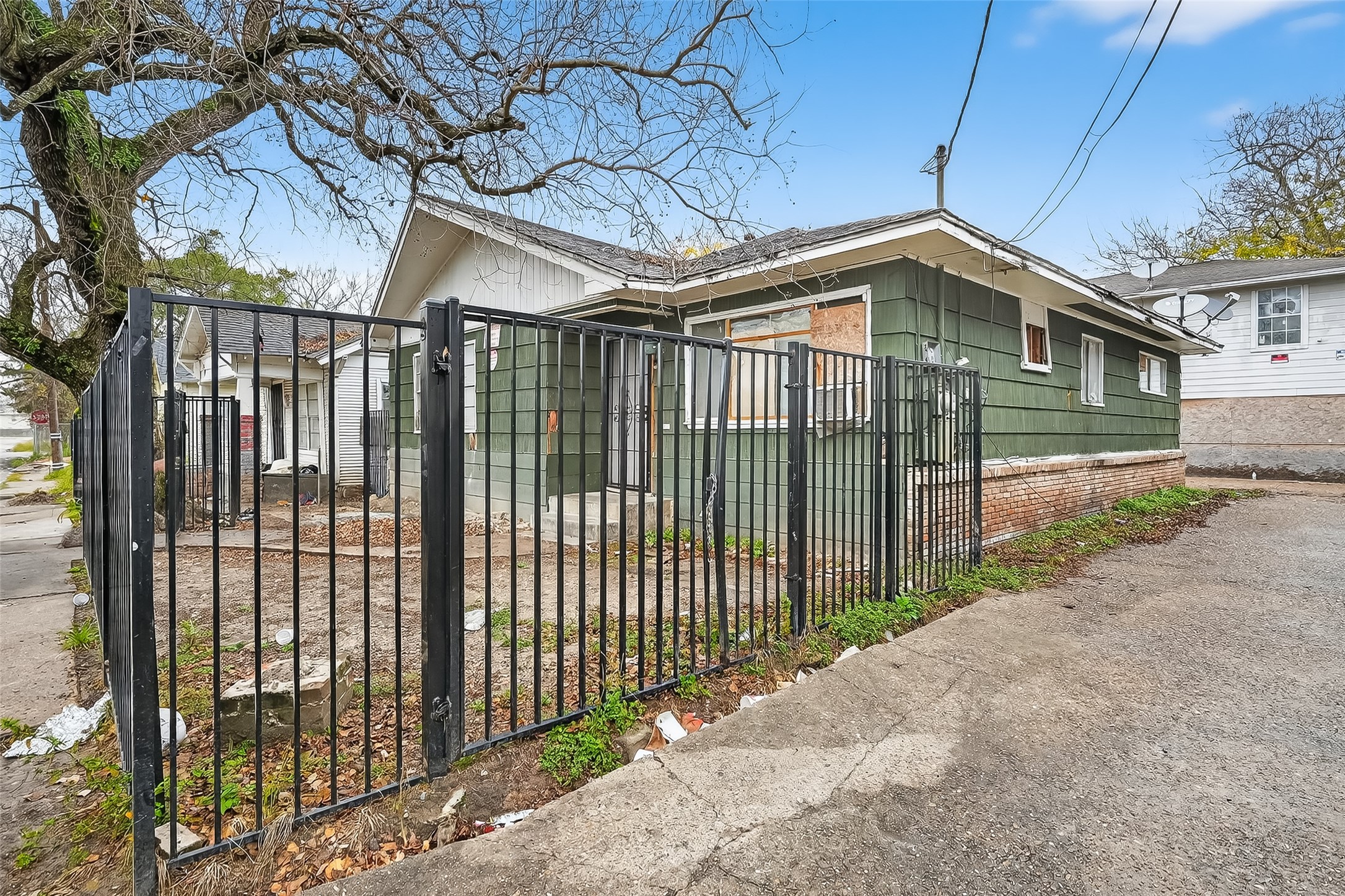 Listing photo 4