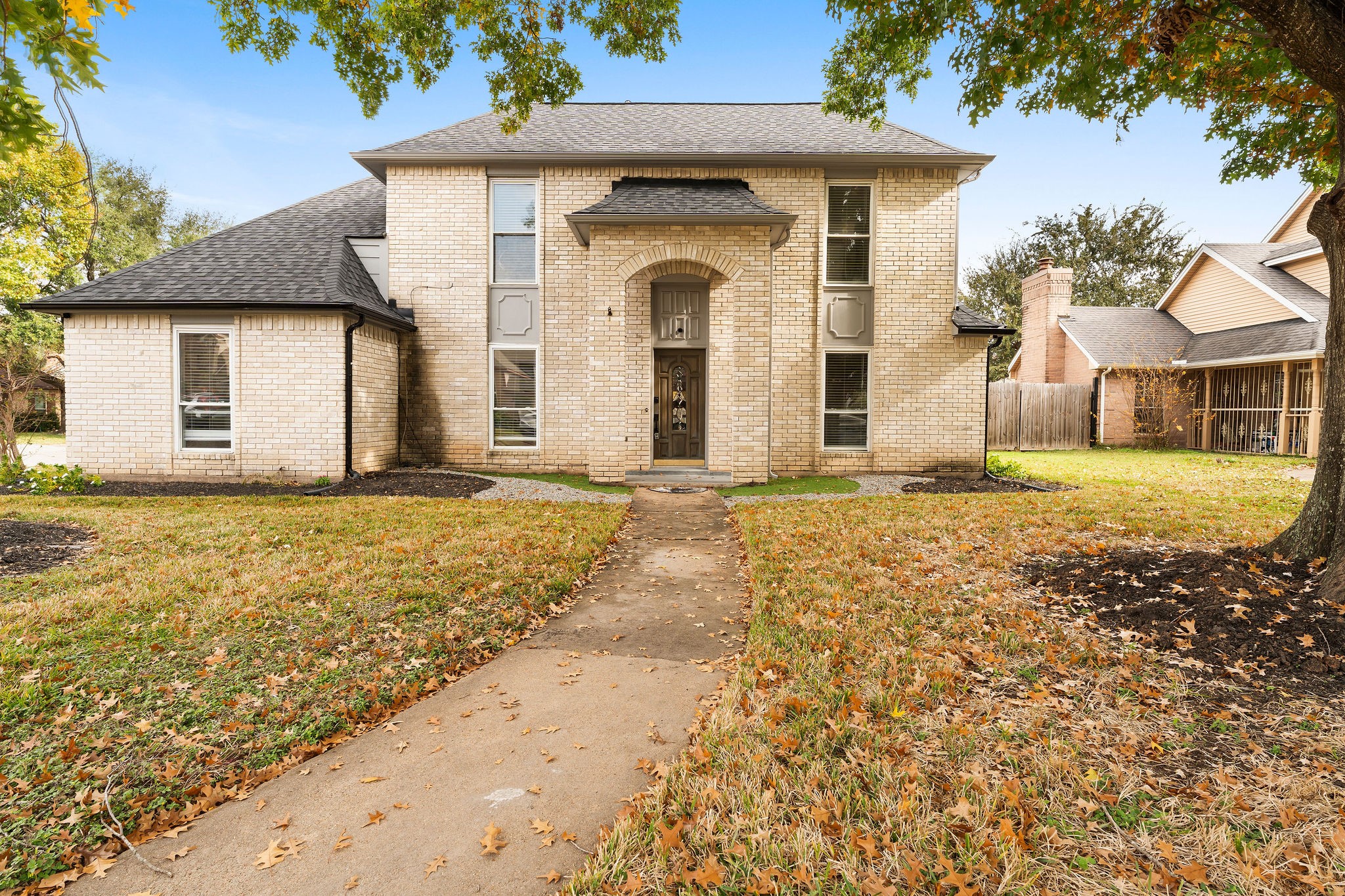 Listing photo 3