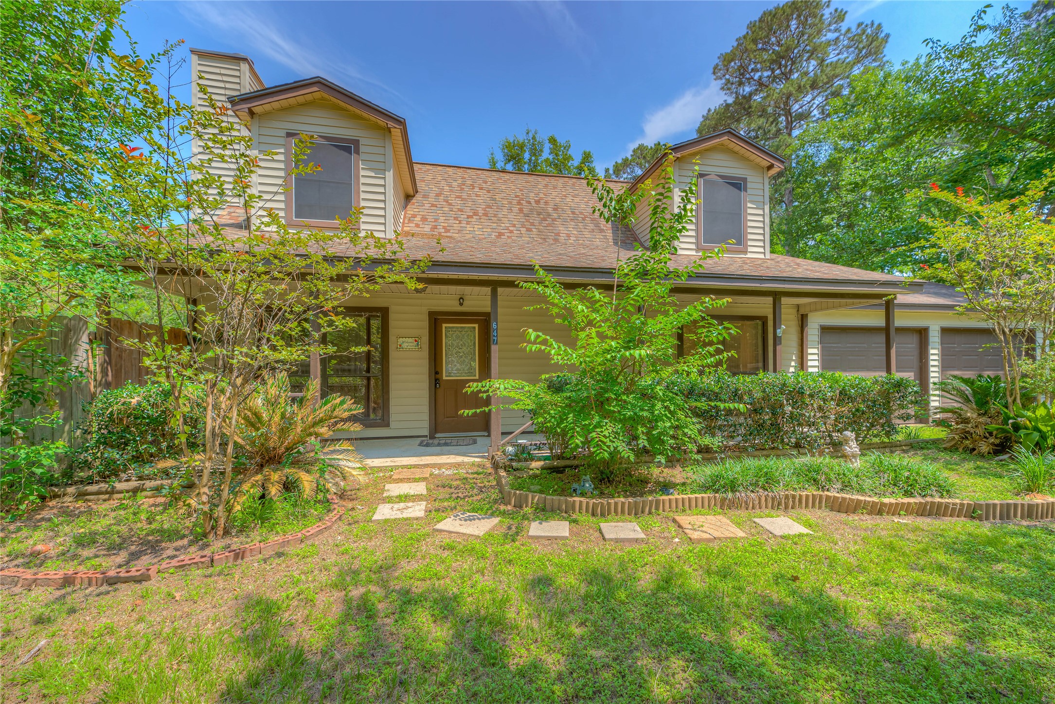 Listing photo 1