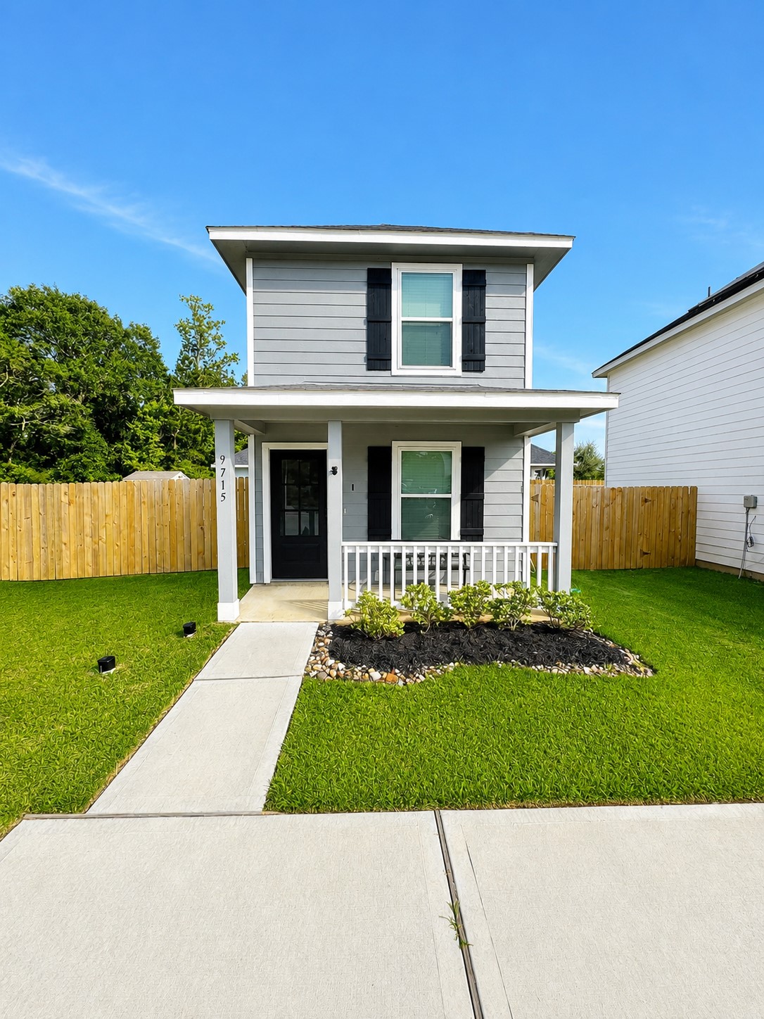 Listing photo 1