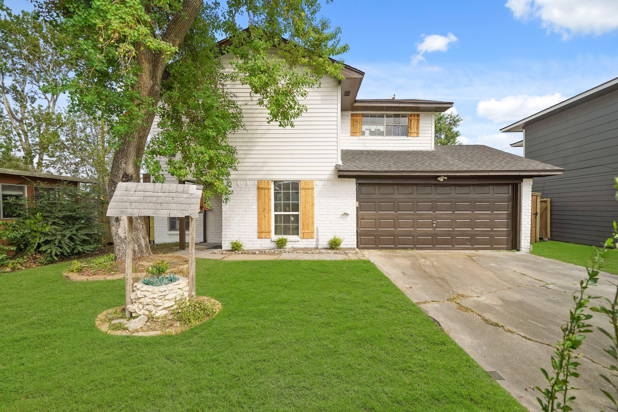 Listing photo 1
