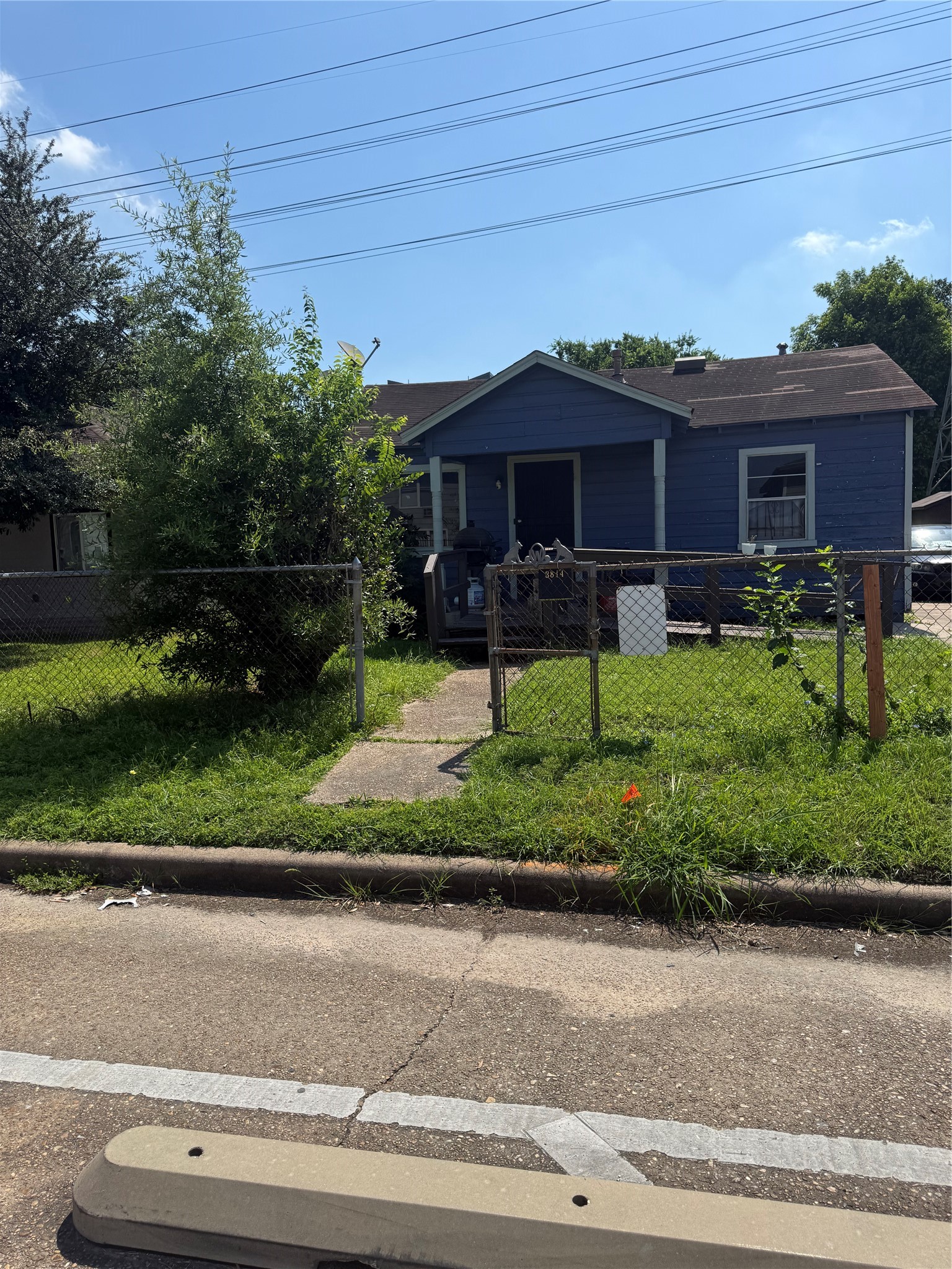Listing photo 1