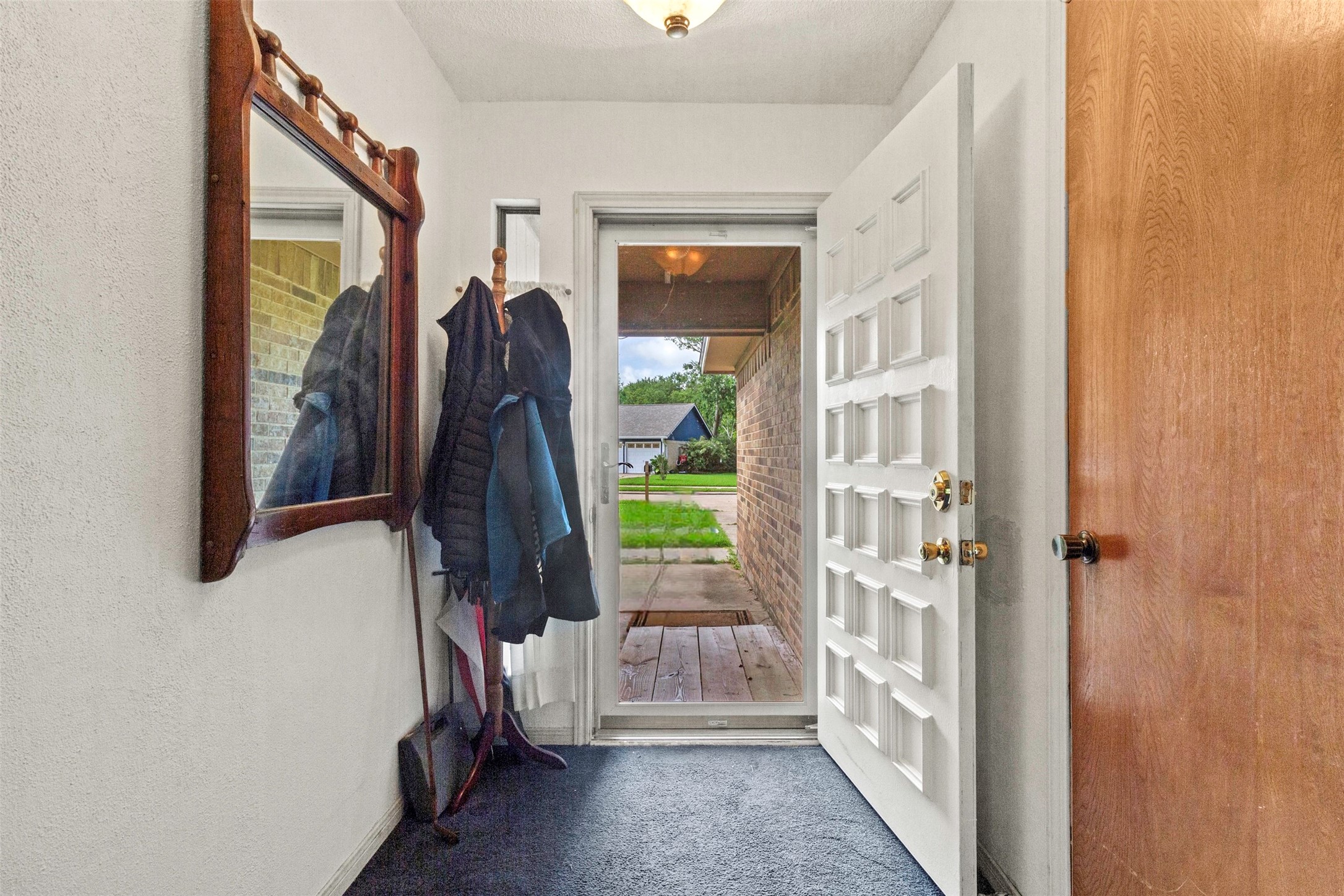 Listing photo 4