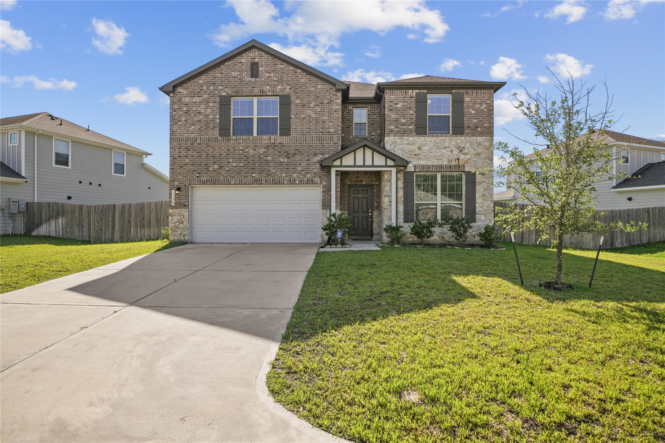 Listing photo 1