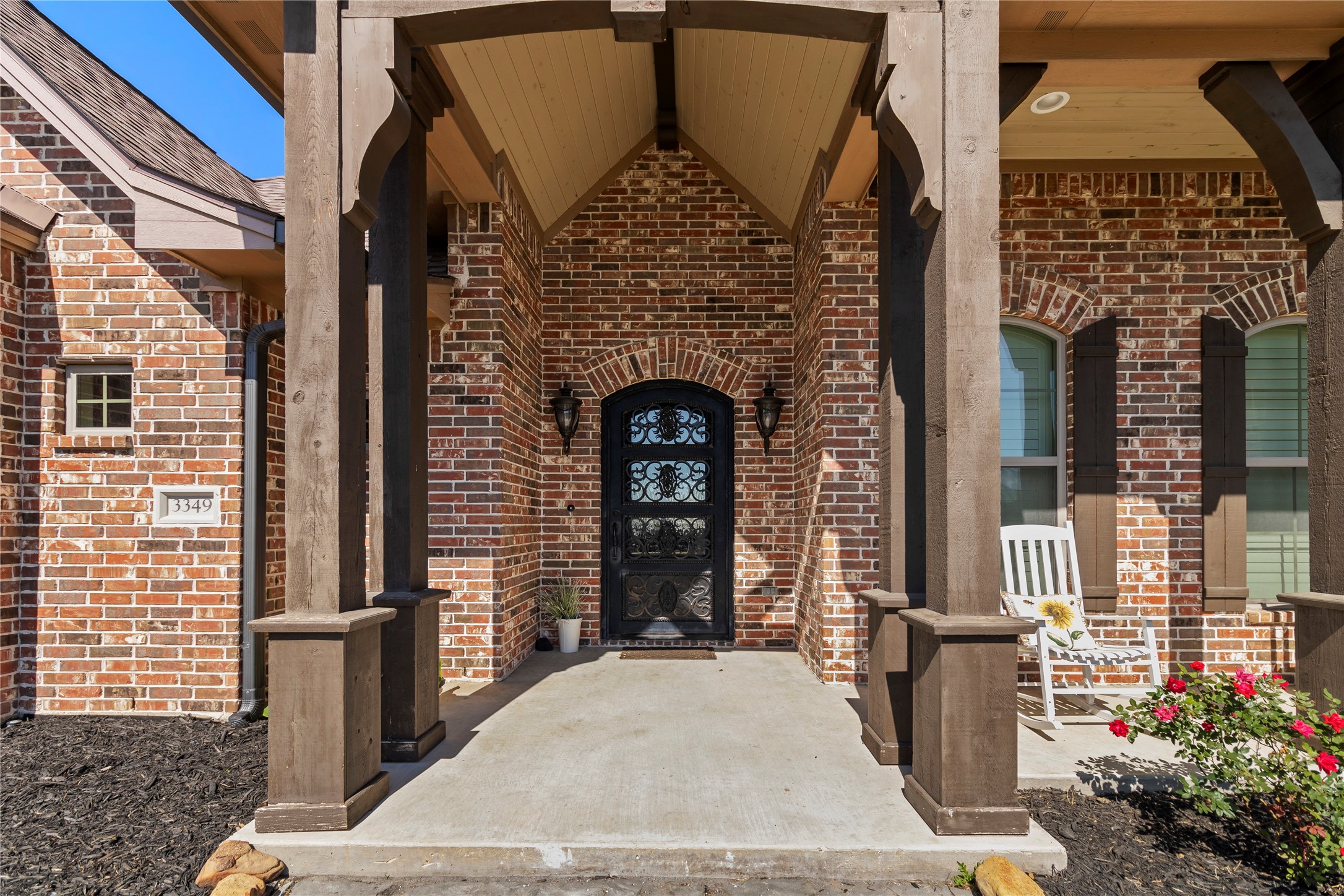 Listing photo 1