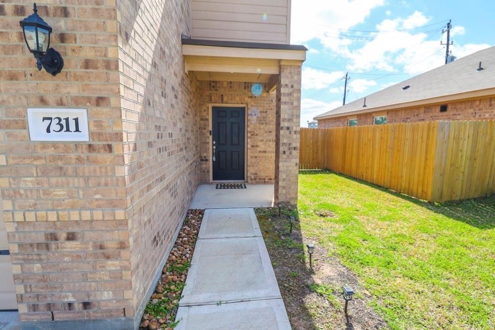 Listing photo 4