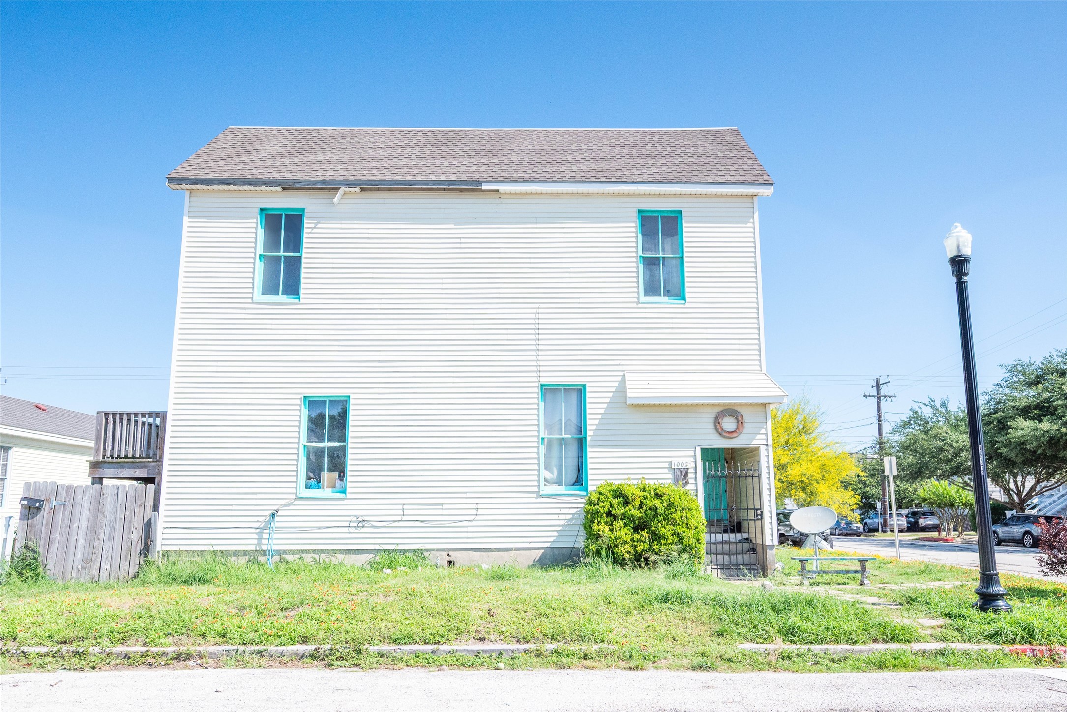 Listing photo 1