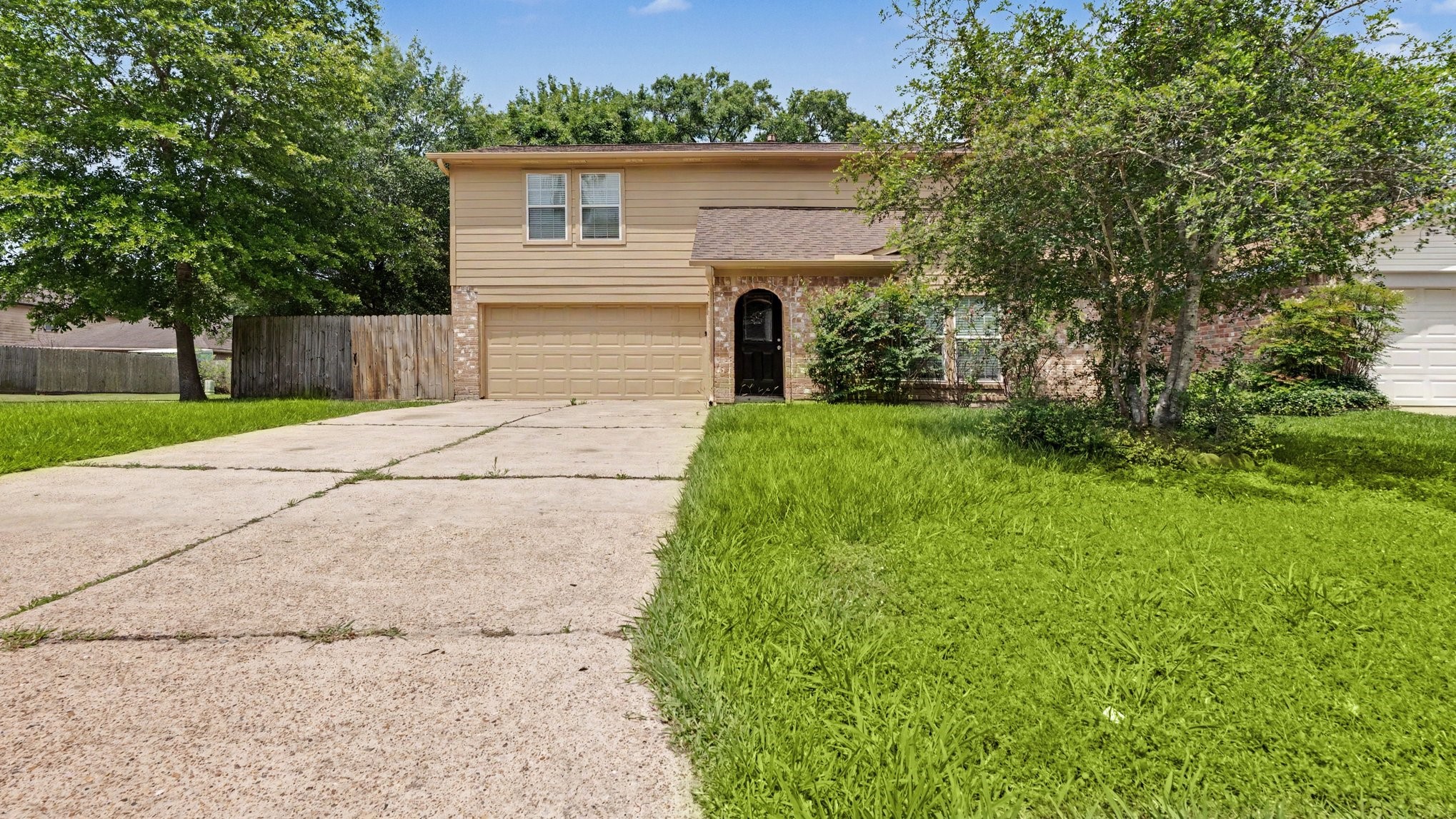 Listing photo 1