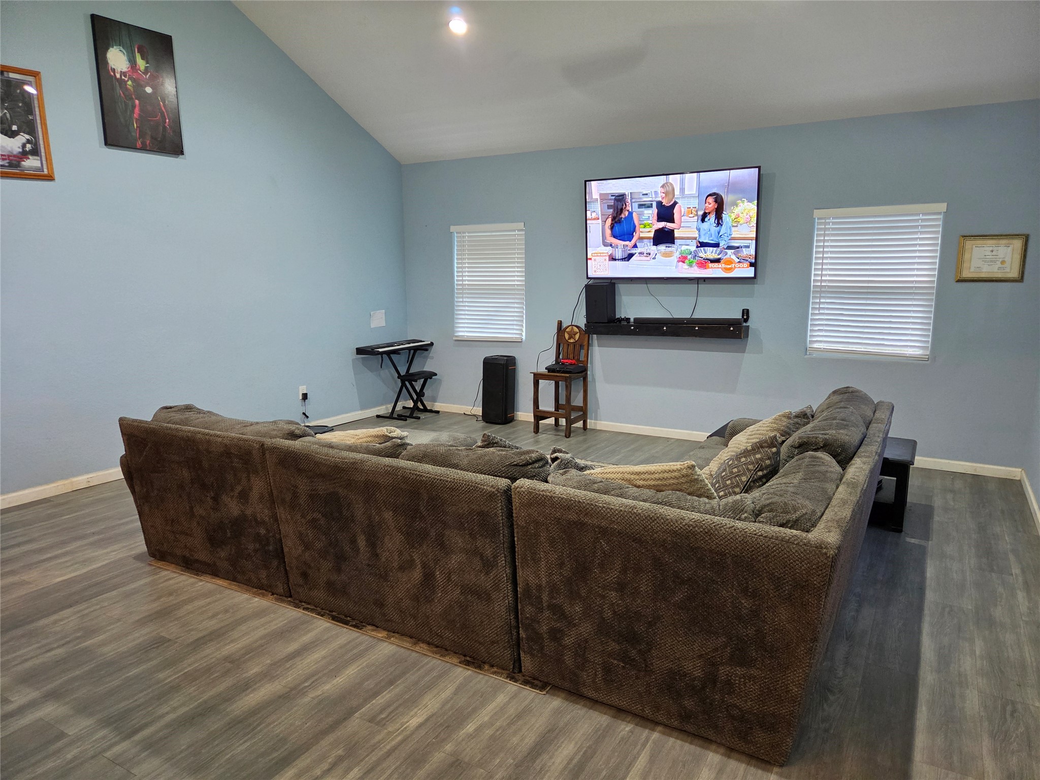 Listing photo 1