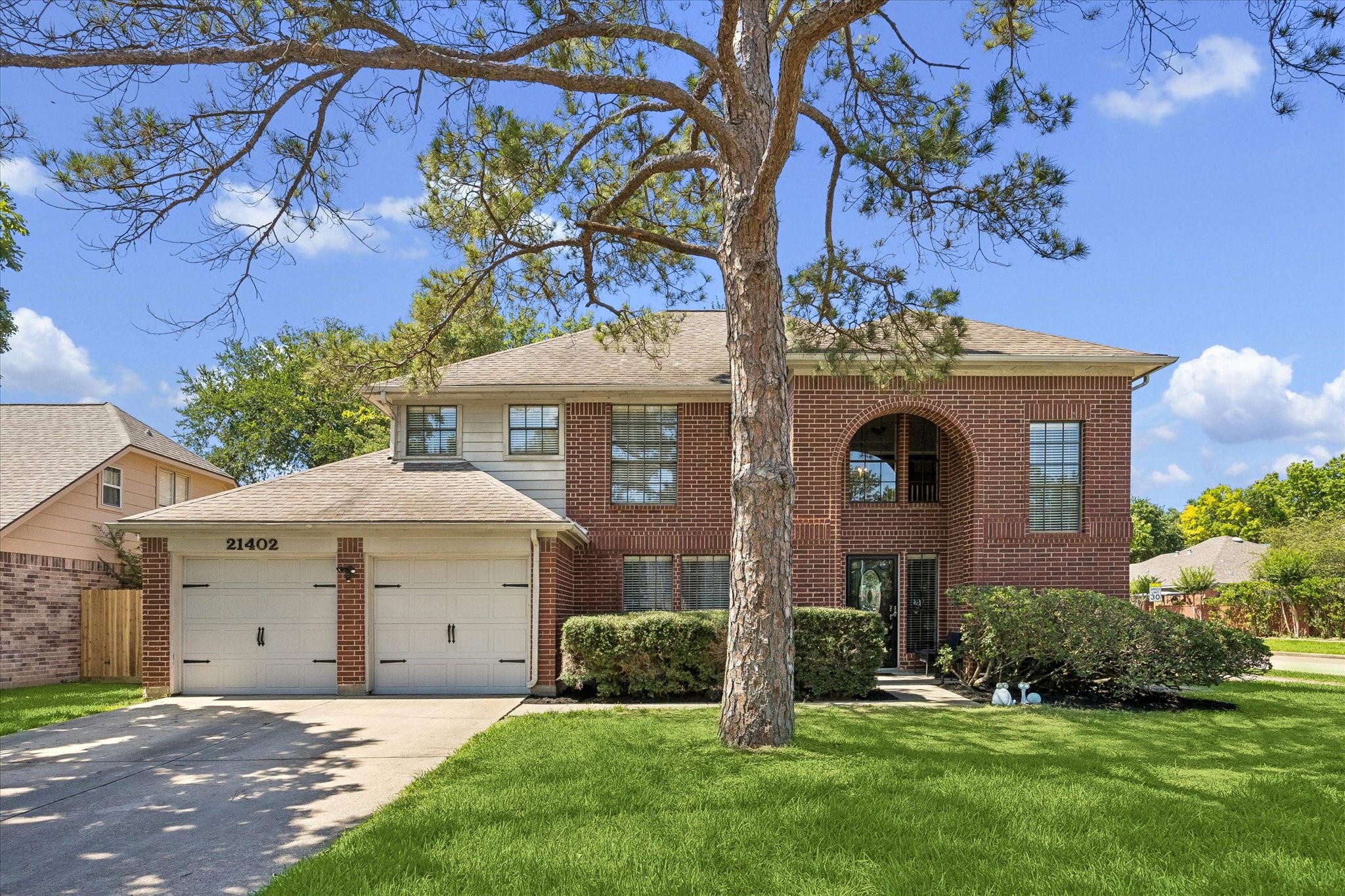 Listing photo 1
