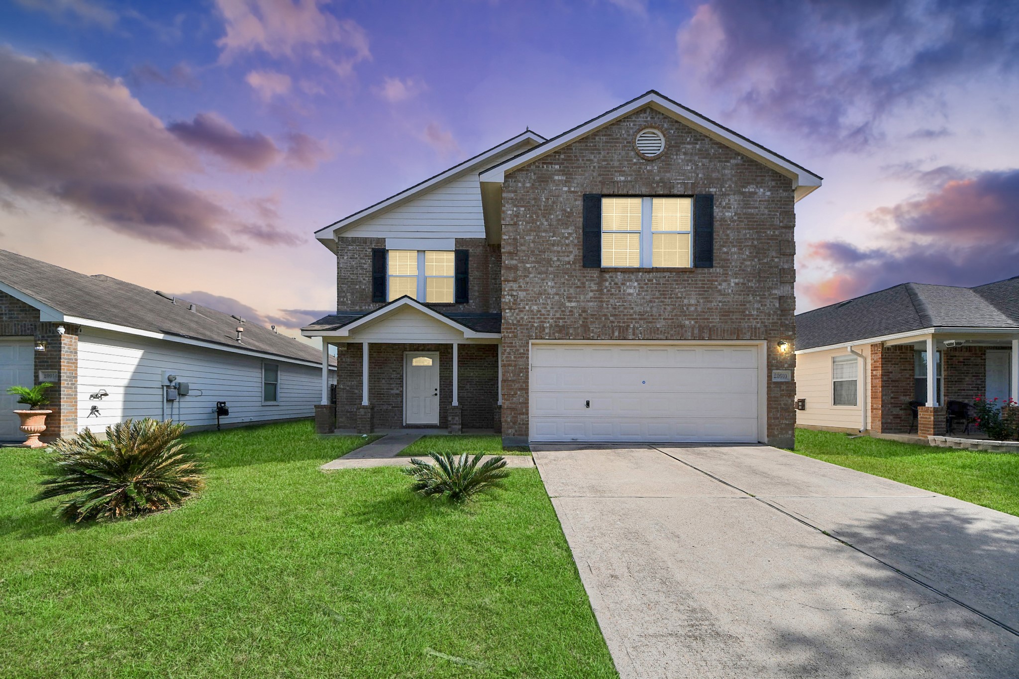 Listing photo 2