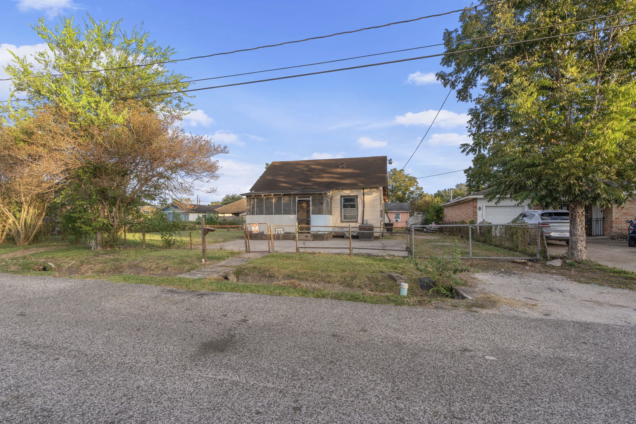 Listing photo 5