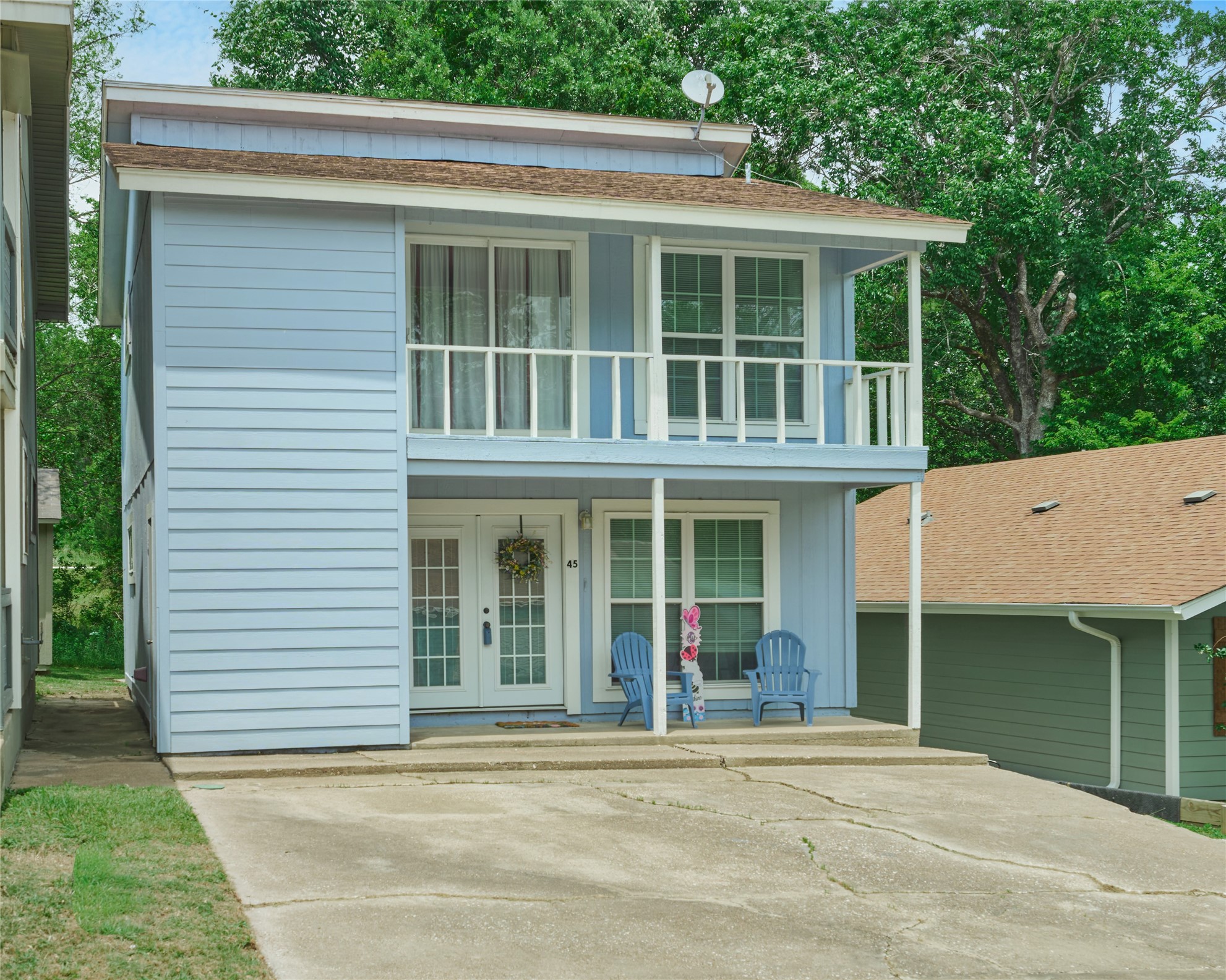Listing photo 1