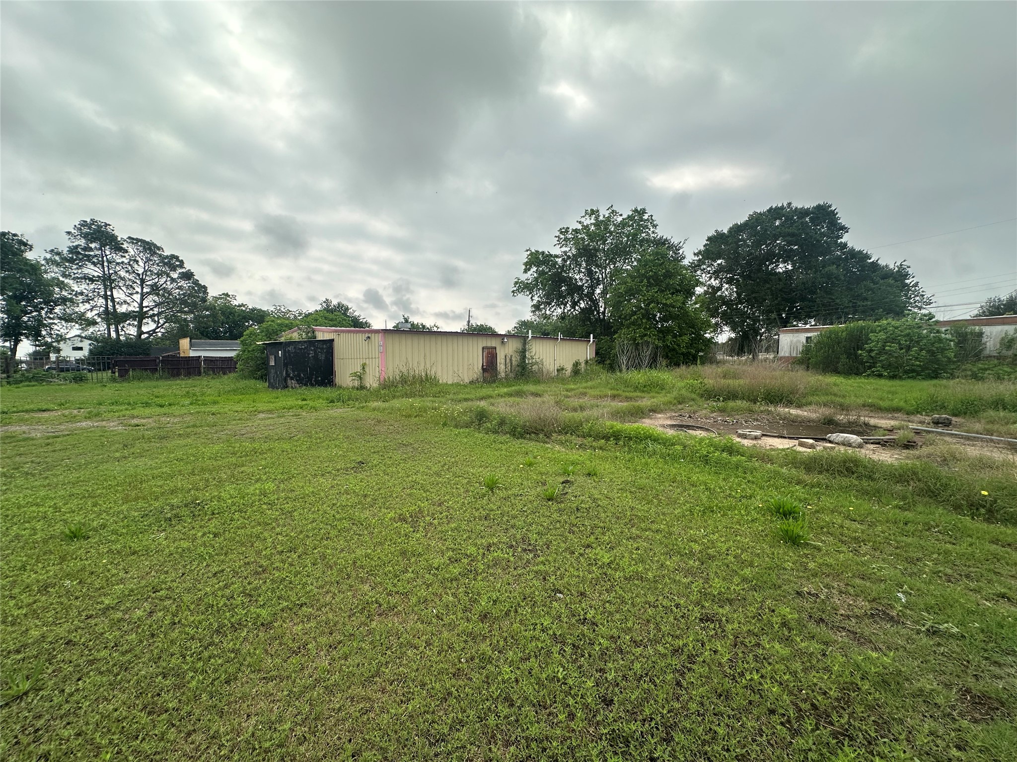 Listing photo 5