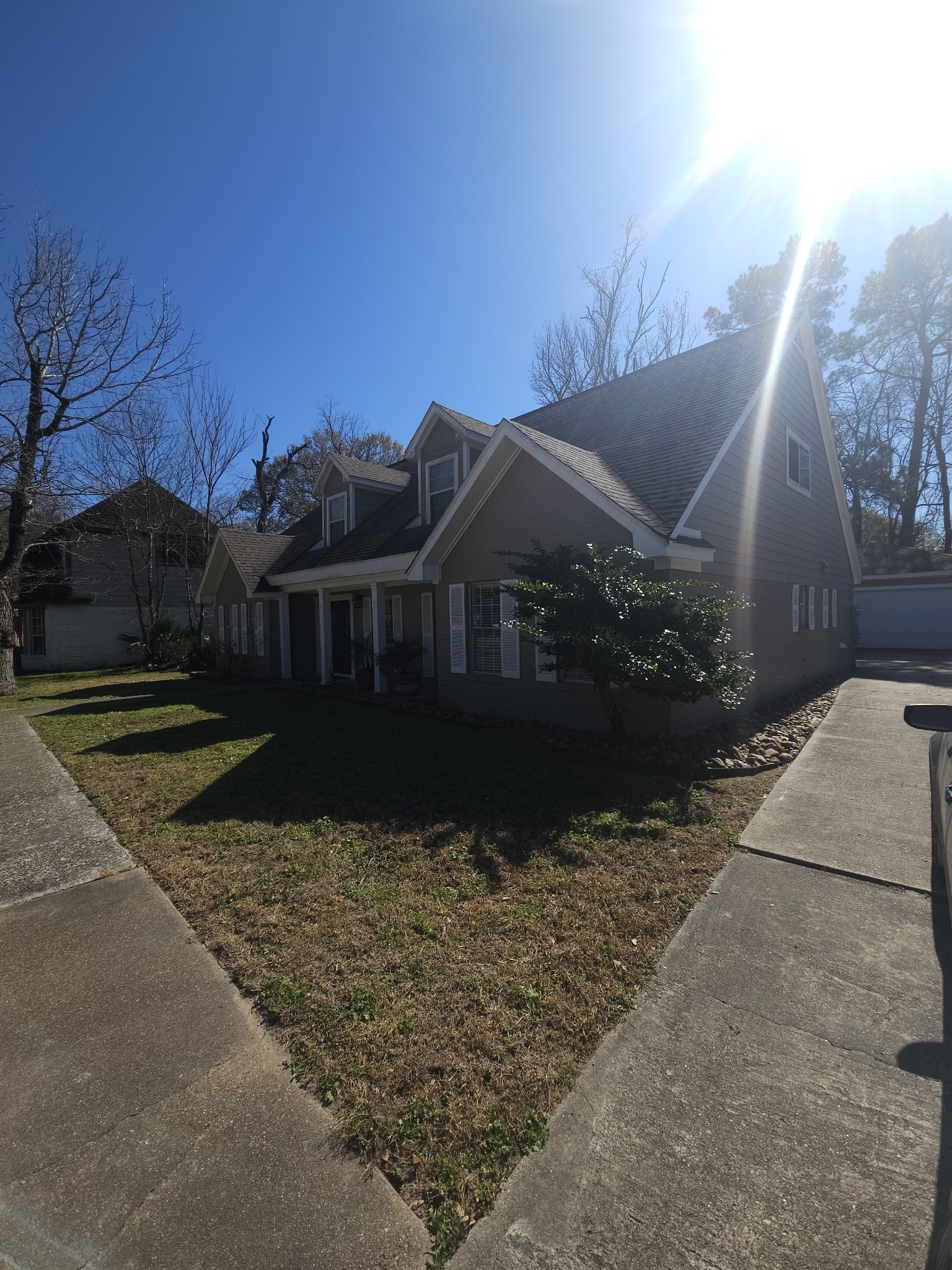 Listing photo 1