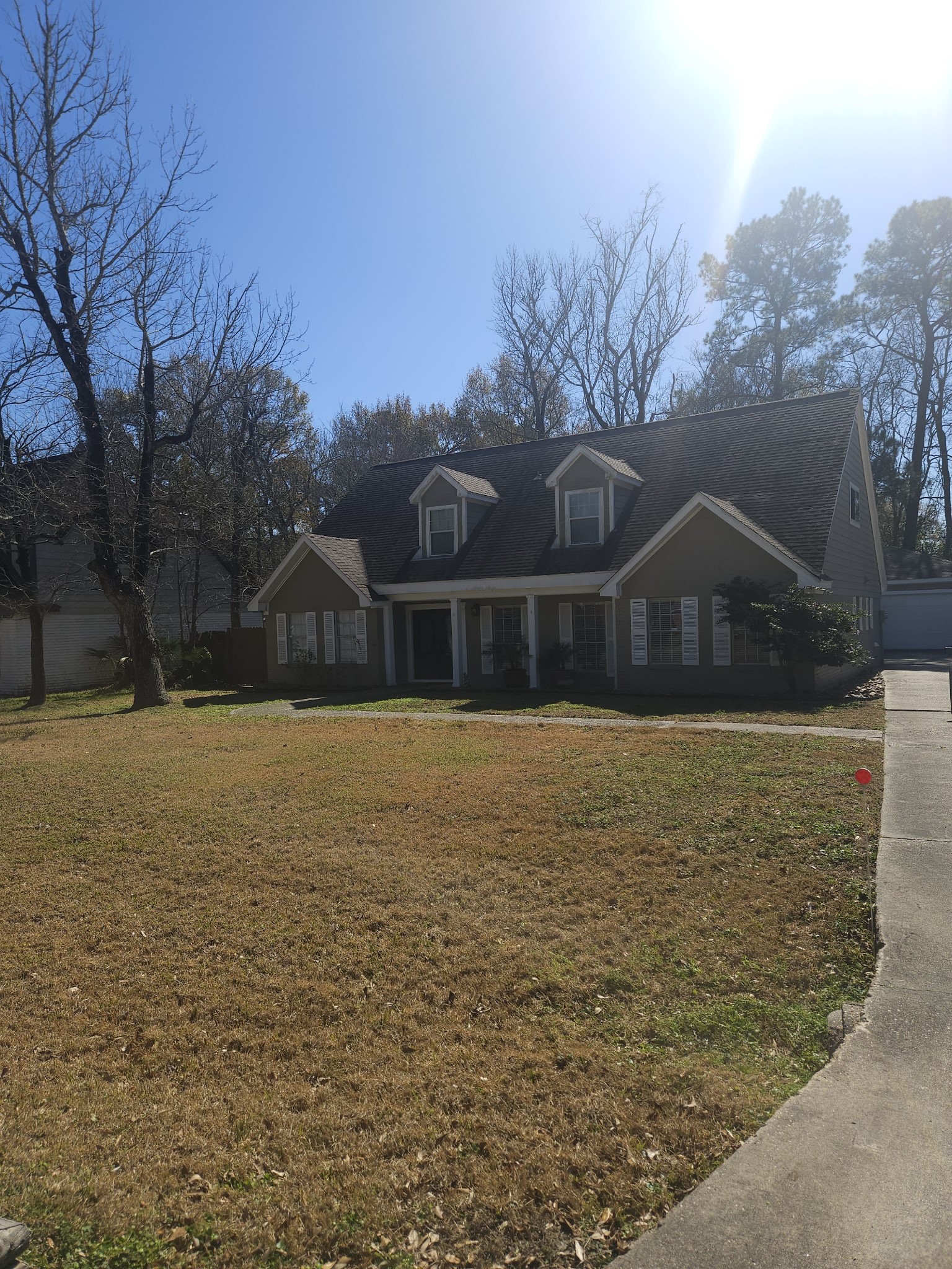 Listing photo 1