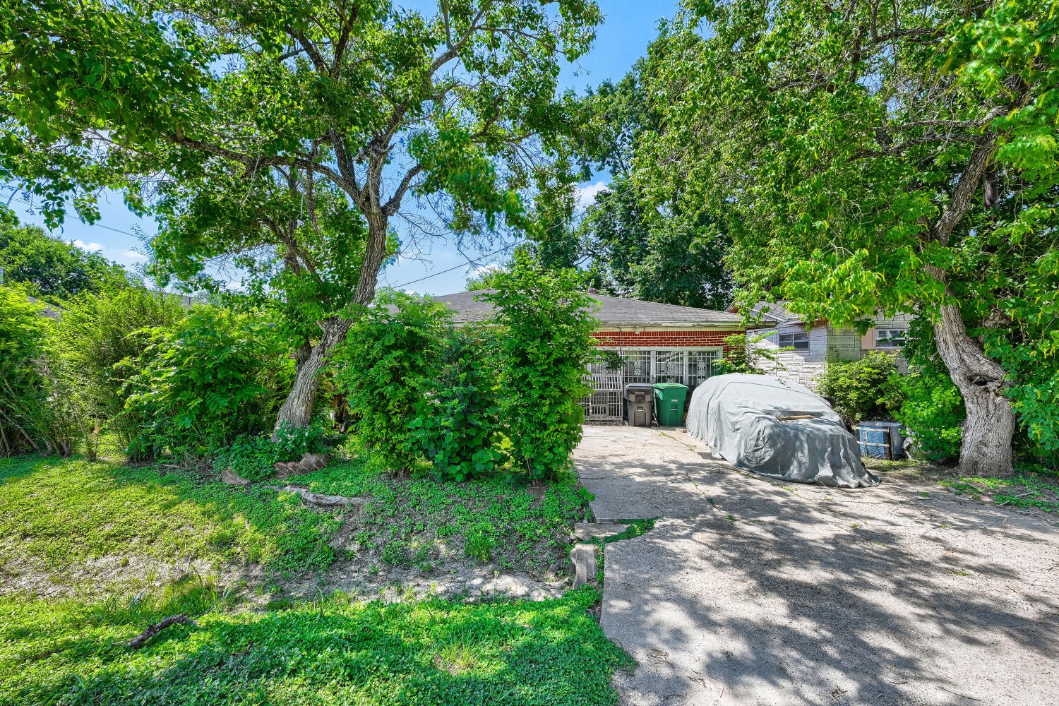 Listing photo 4