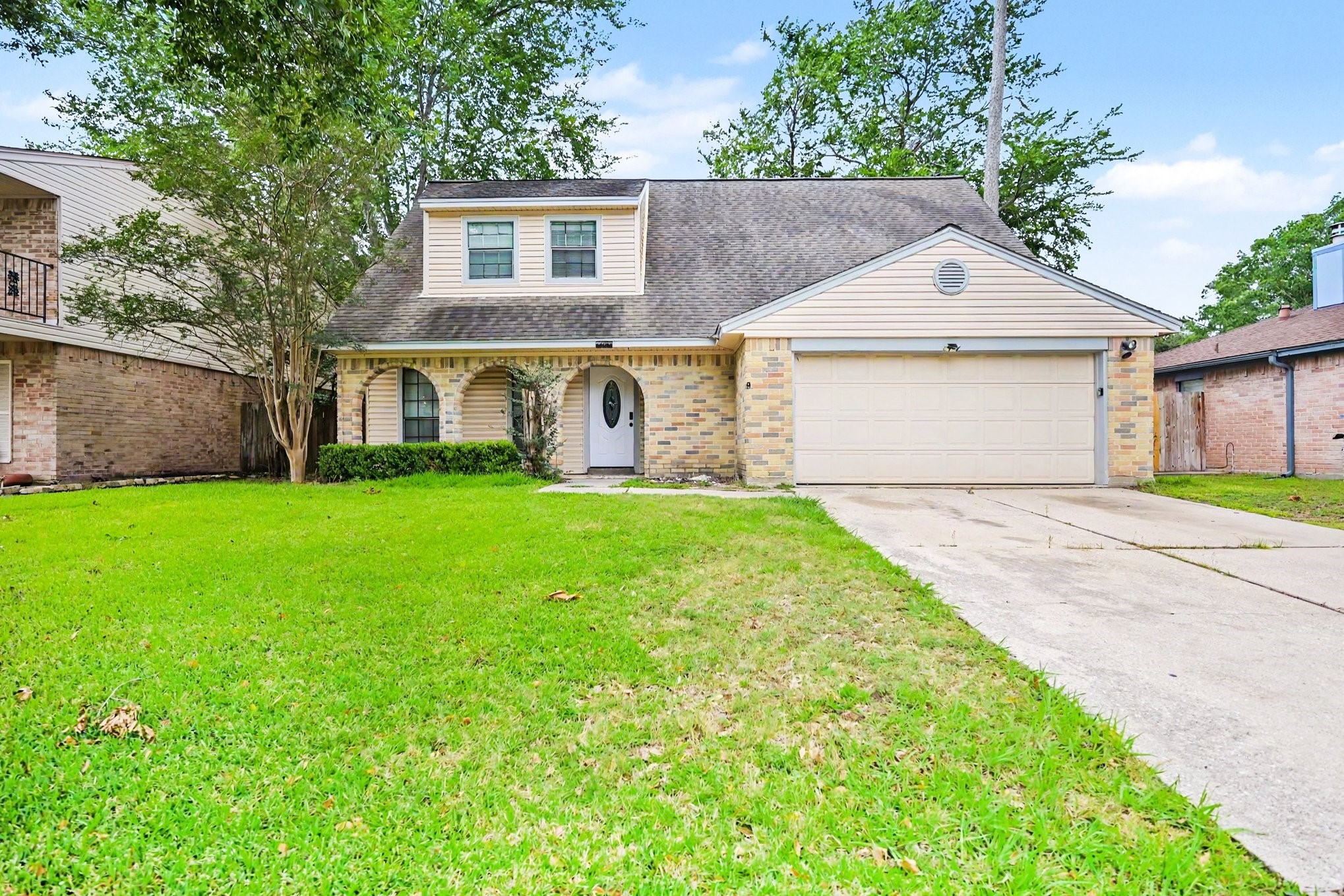 Listing photo 1