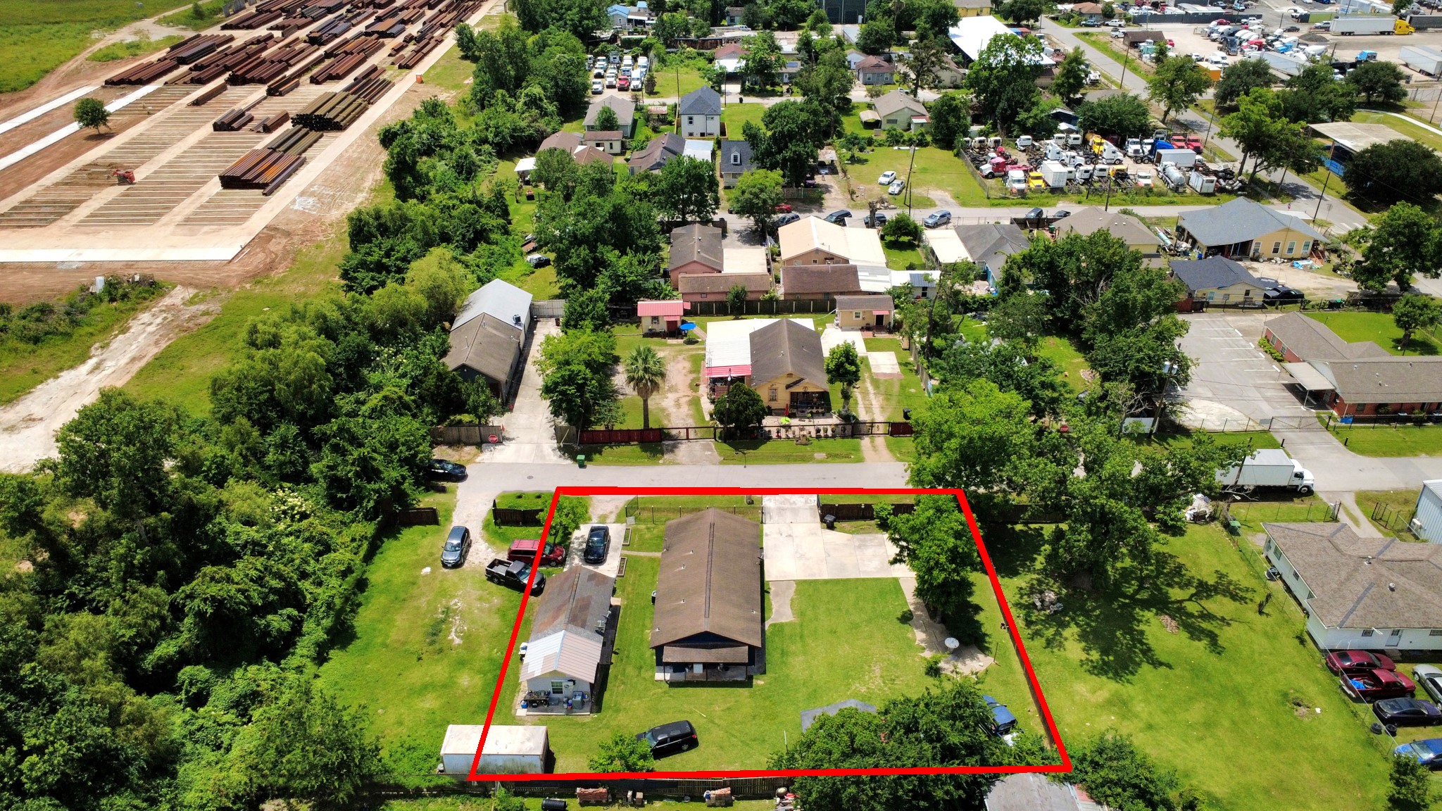 Listing photo 1