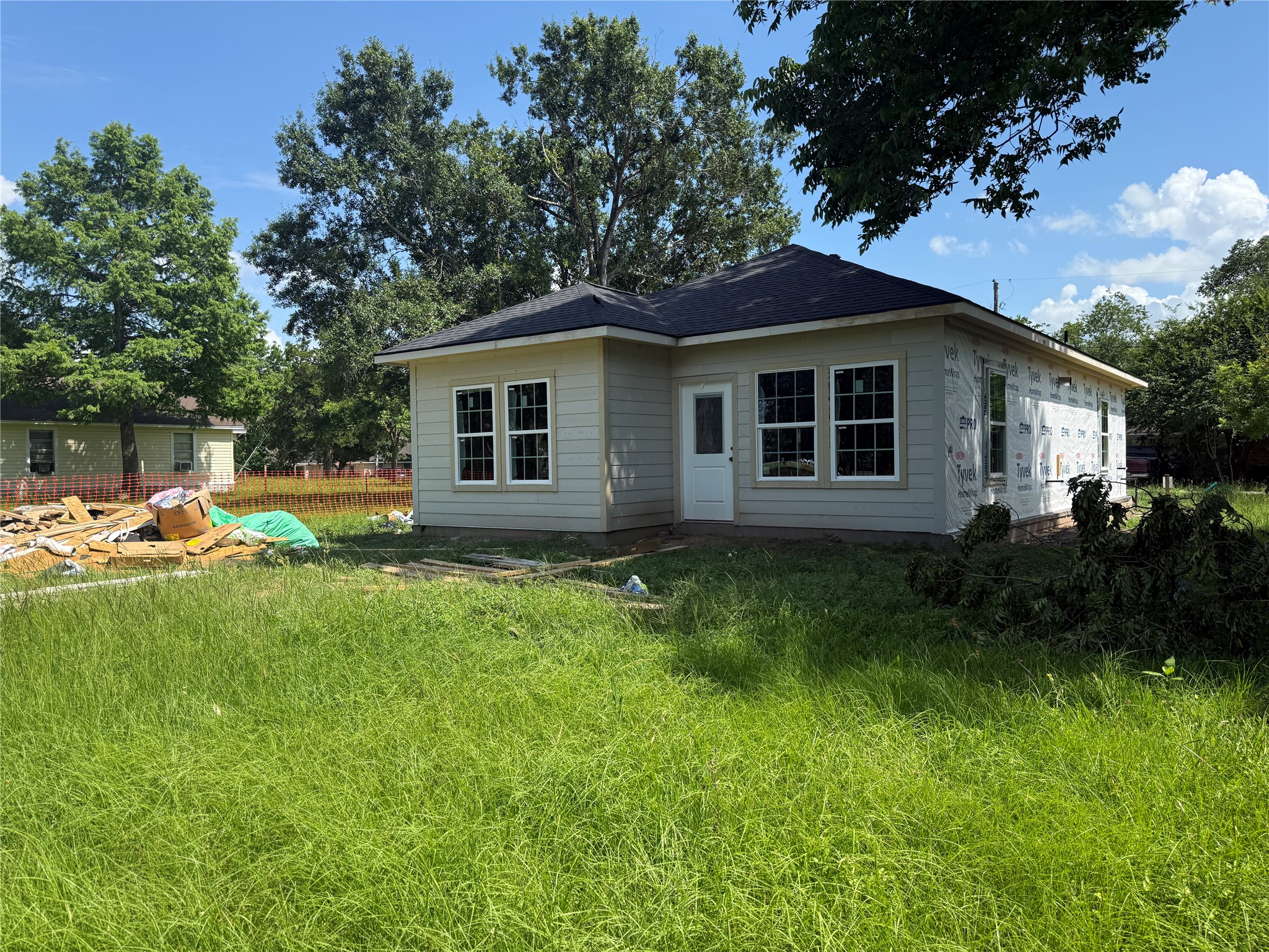Listing photo 5