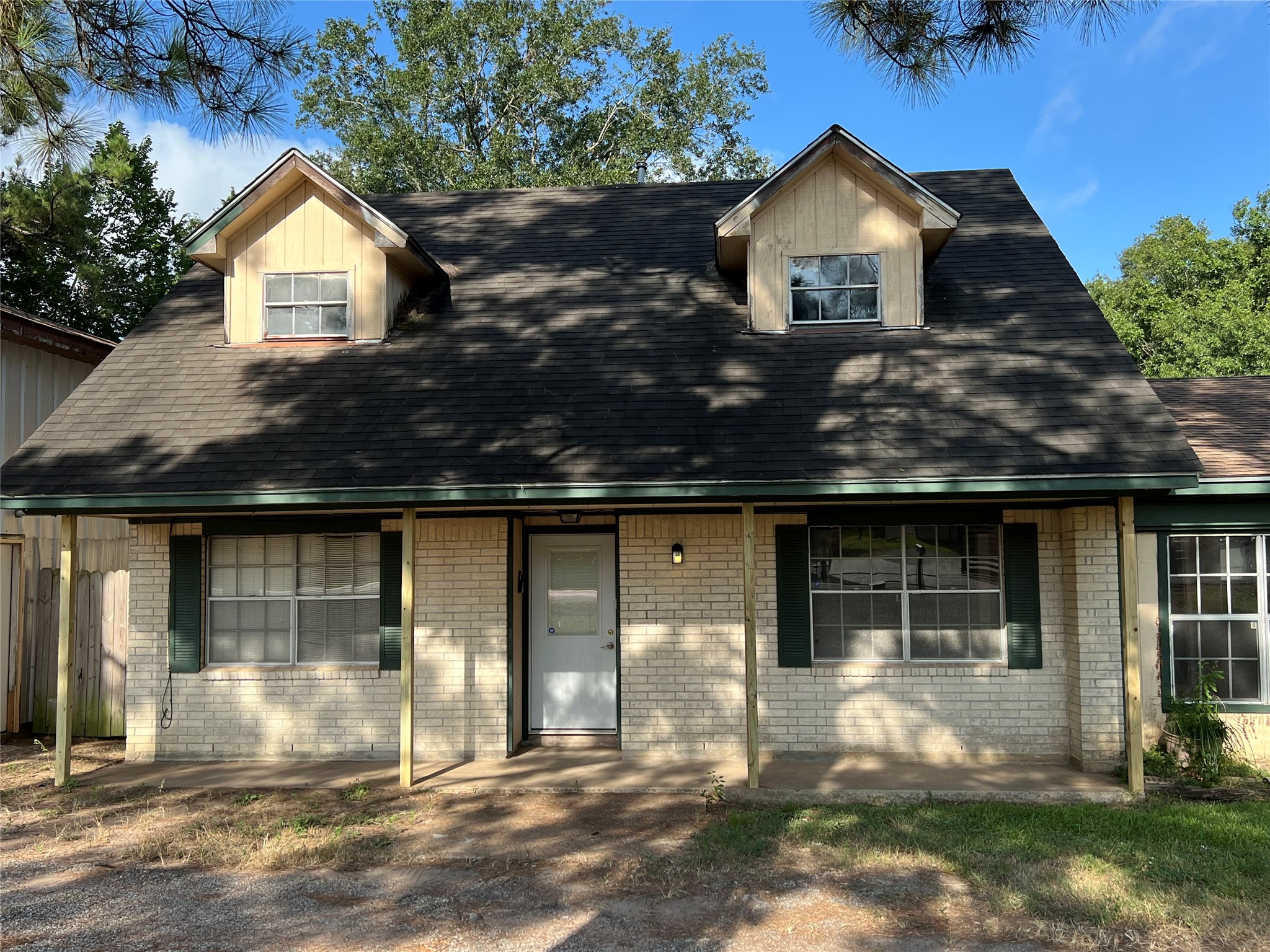 Listing photo 4