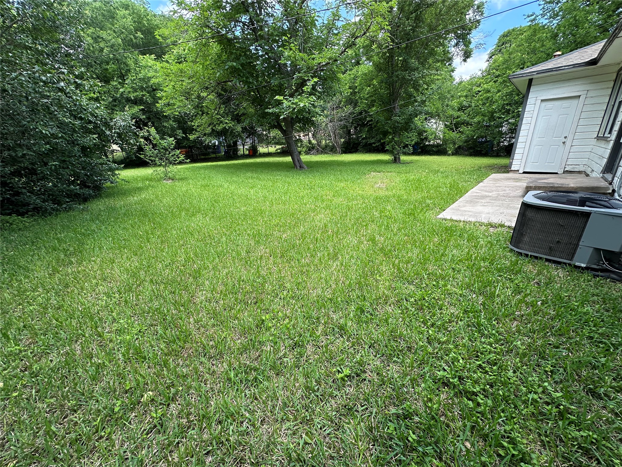 Listing photo 4