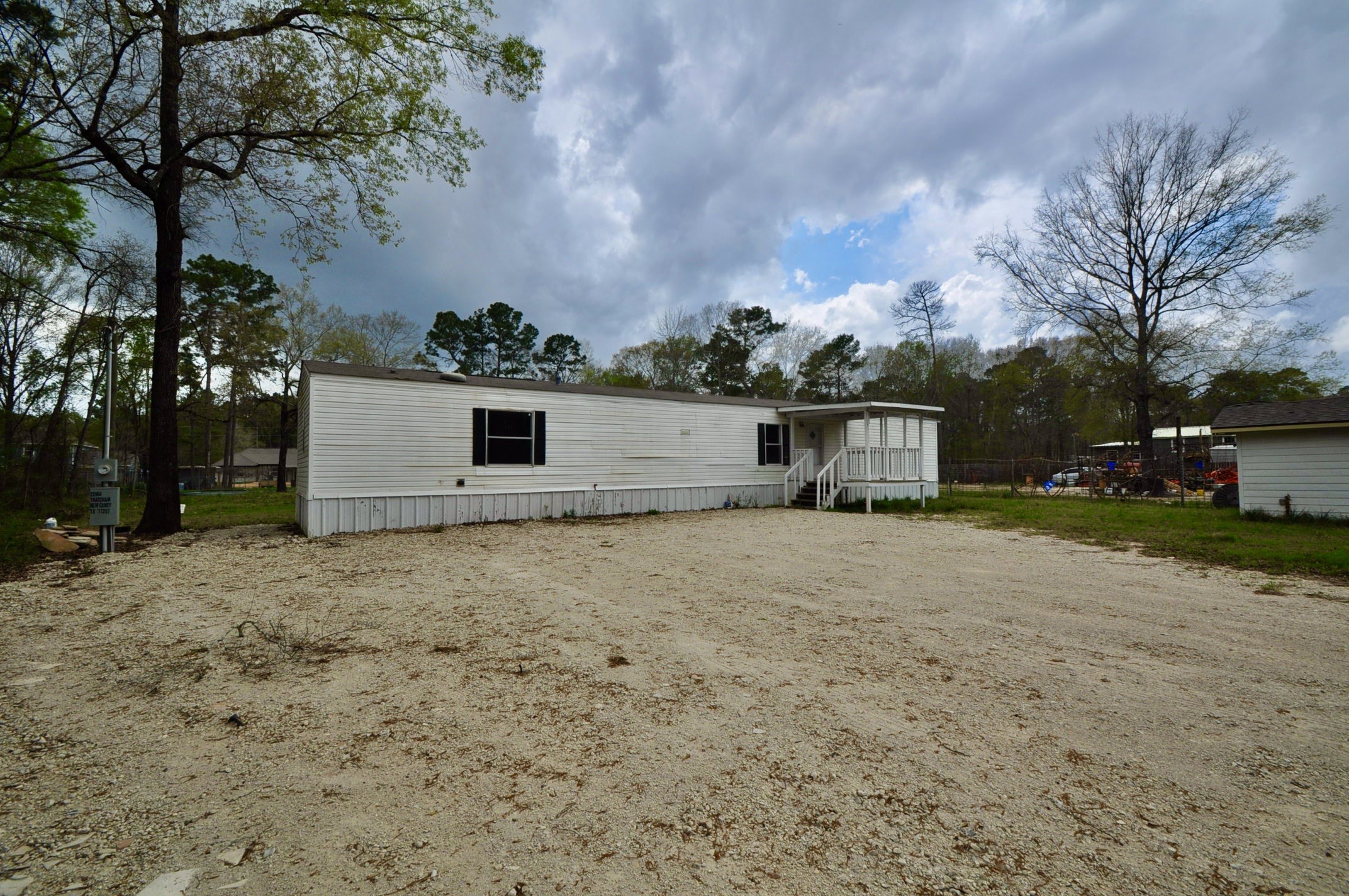 Listing photo 1