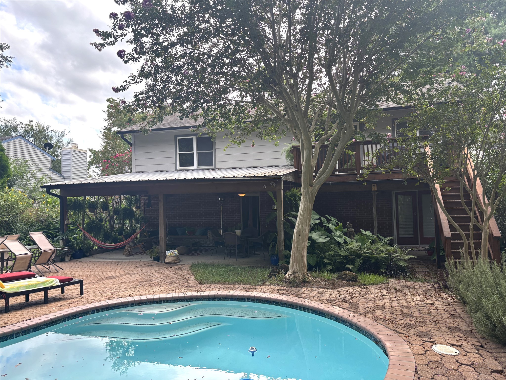 Listing photo 4