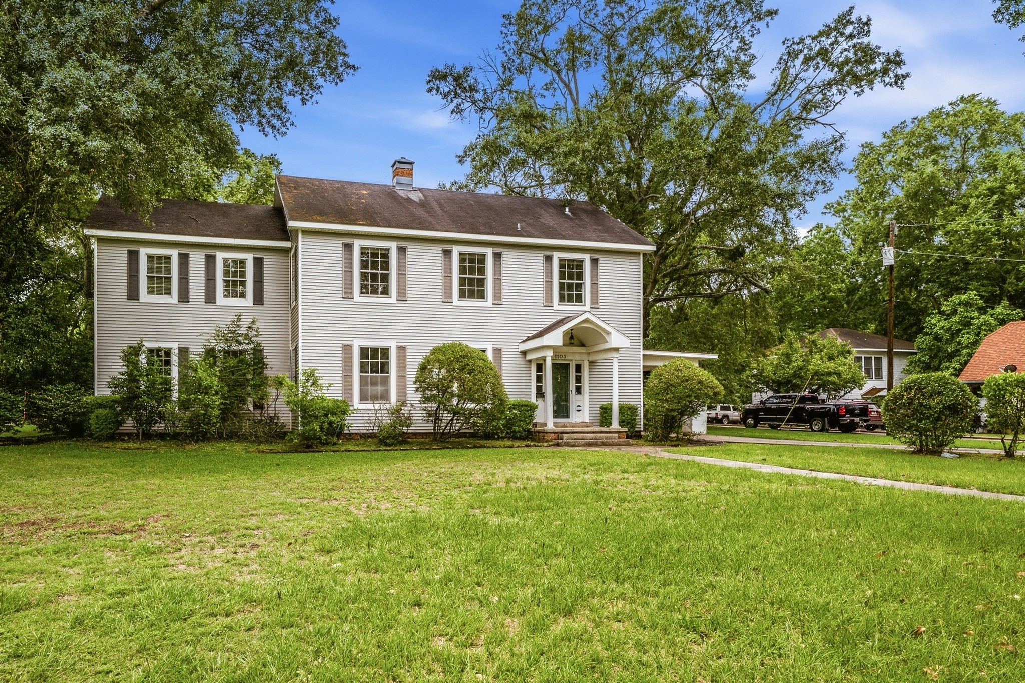 Listing photo 1