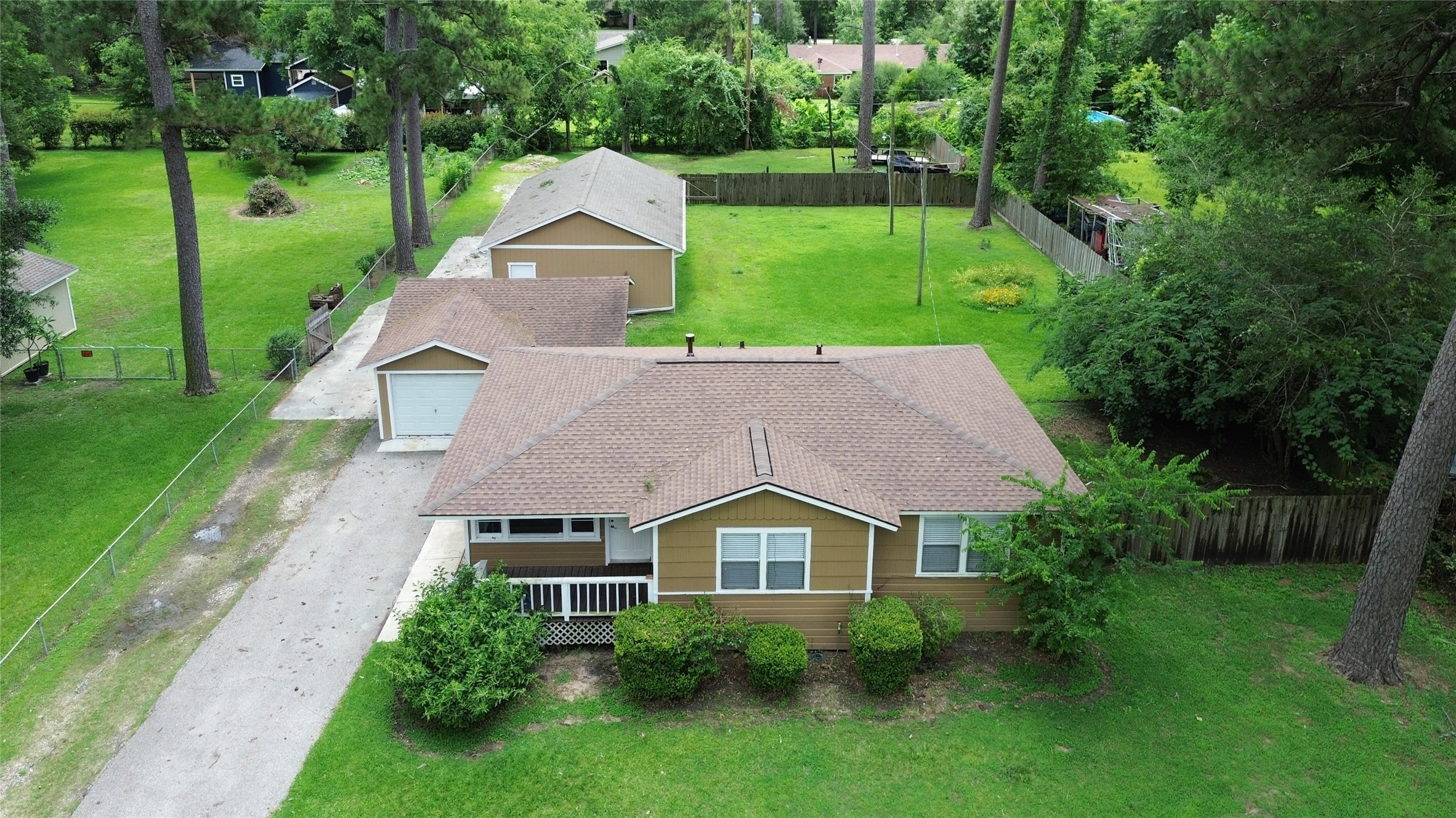 Listing photo 1