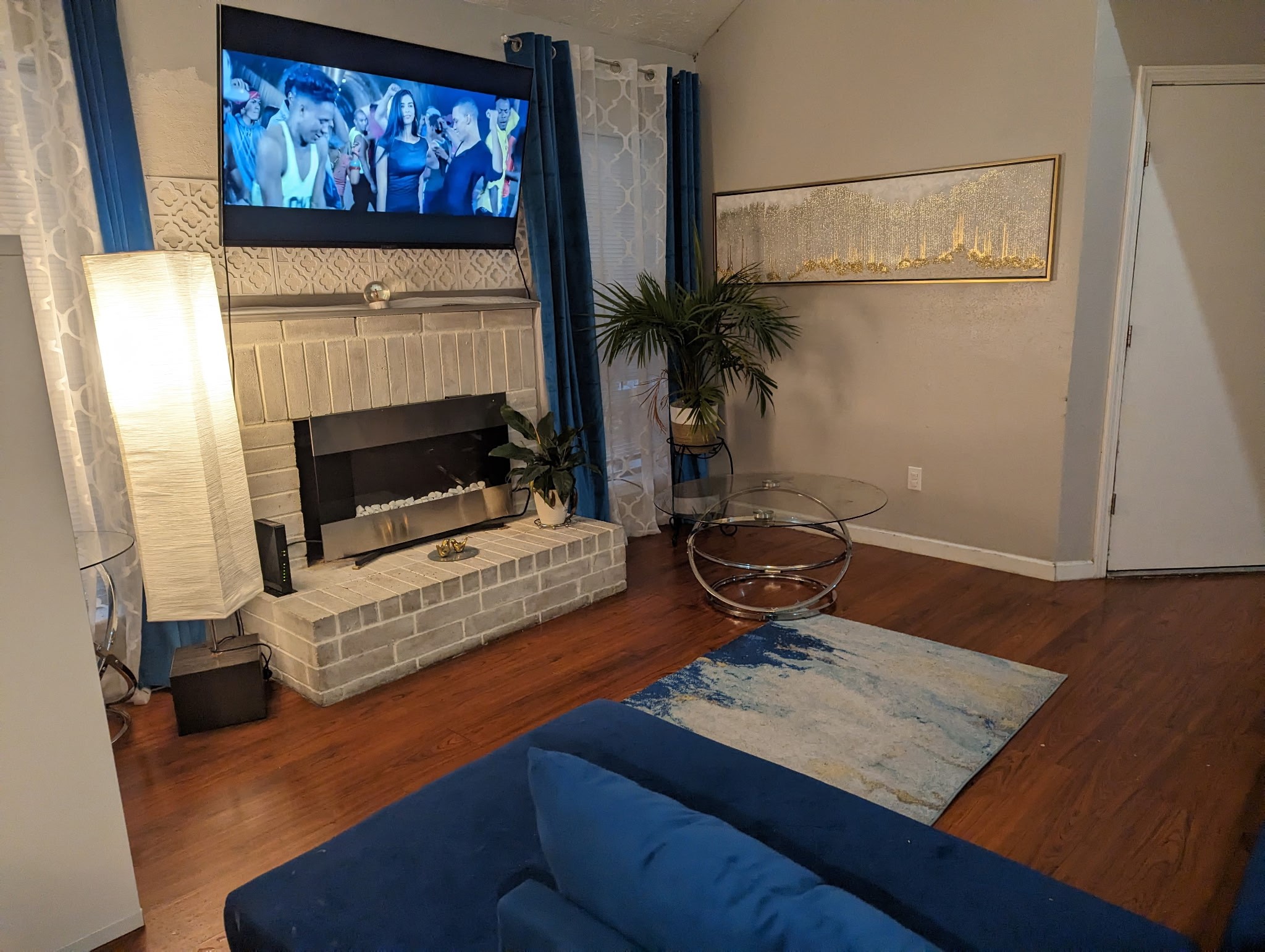 Listing photo 1