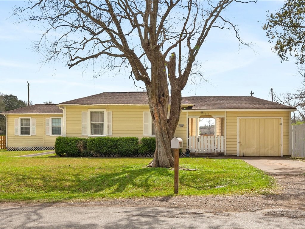 Listing photo 1