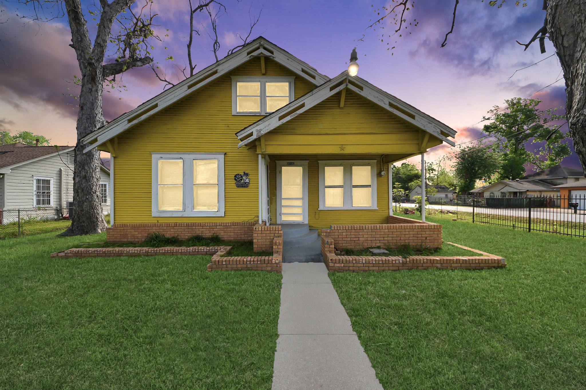 Listing photo 1