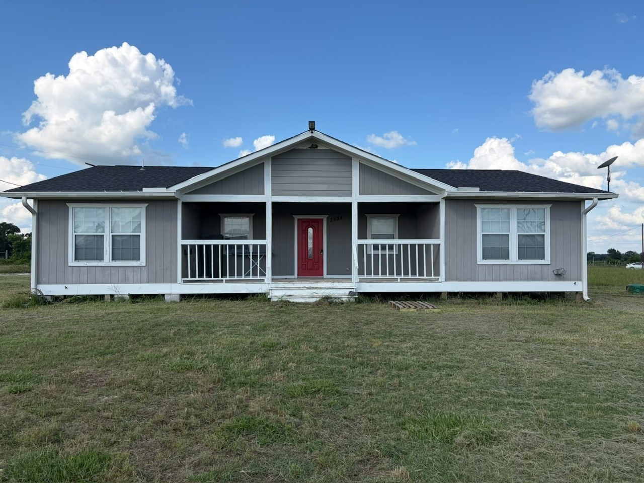 Listing photo 1