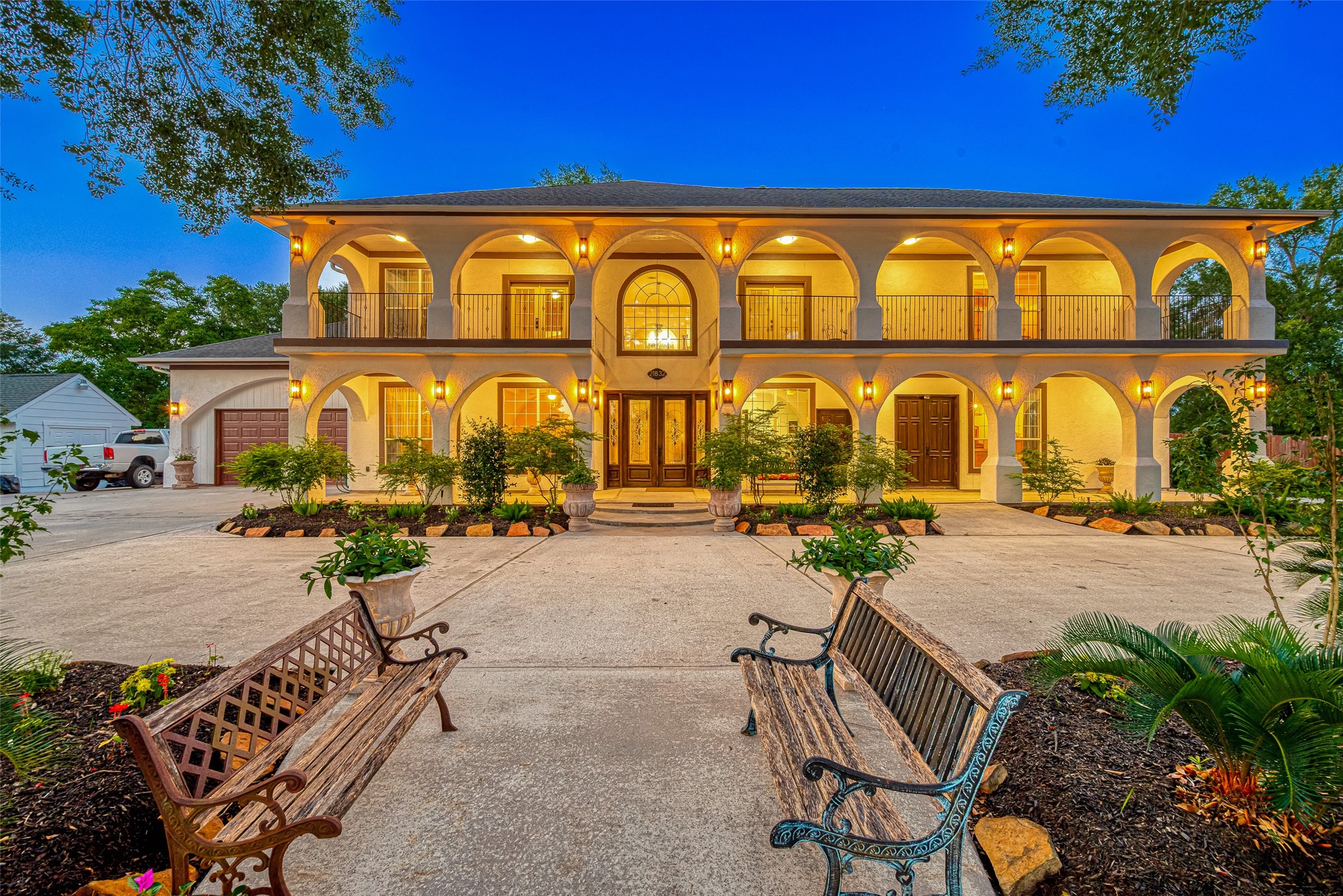 Listing photo 1