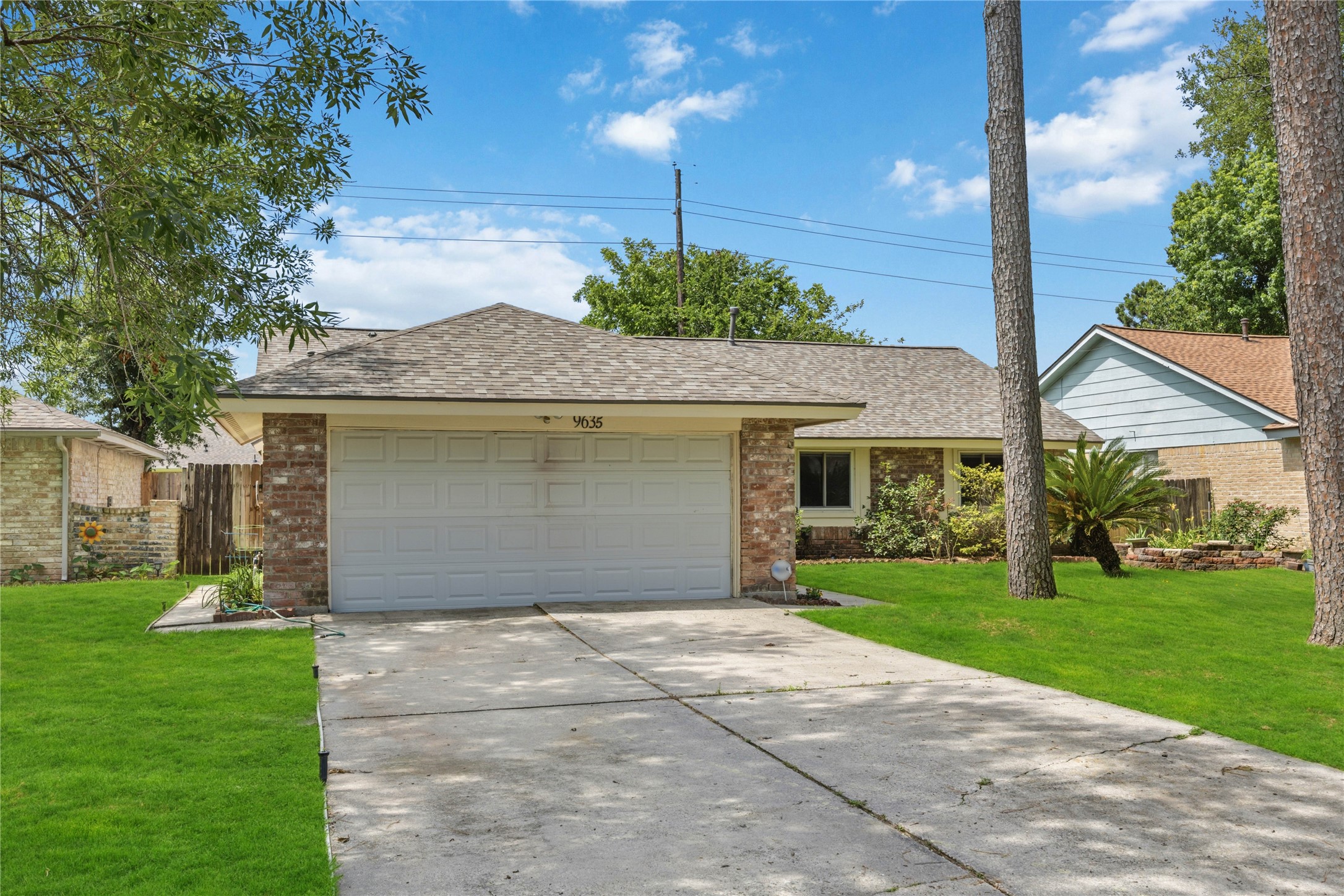 Listing photo 1