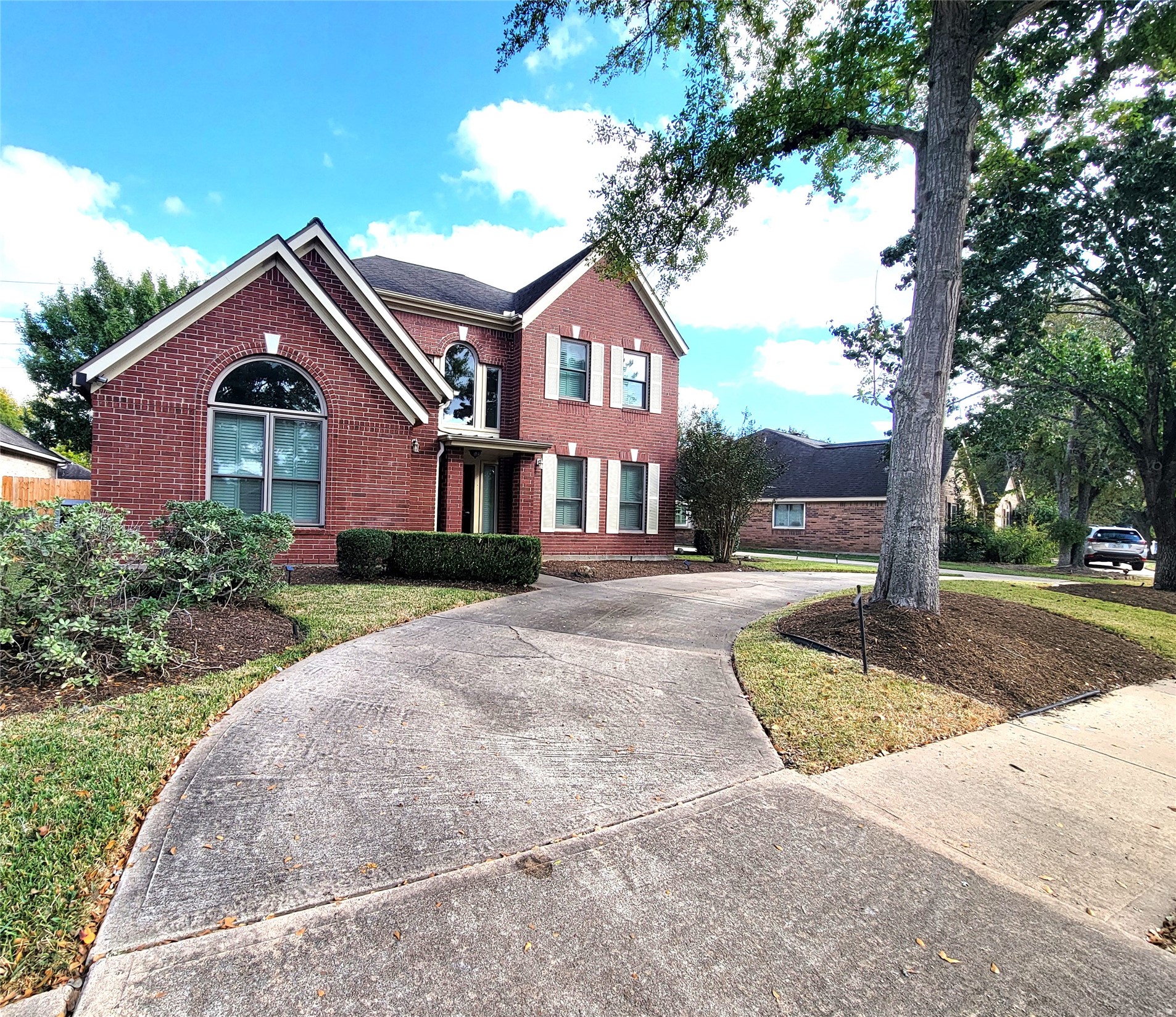 Listing photo 1