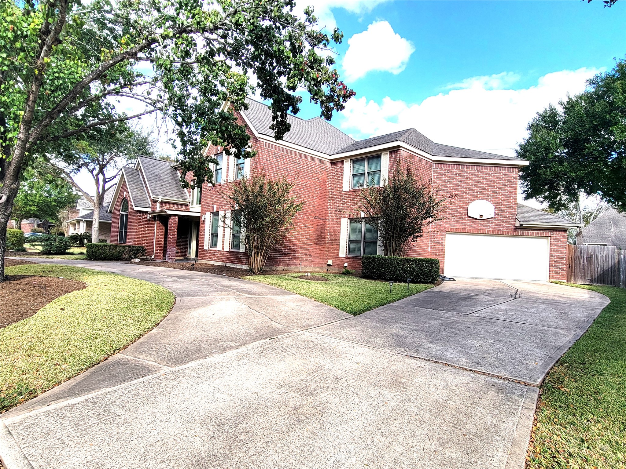 Listing photo 1