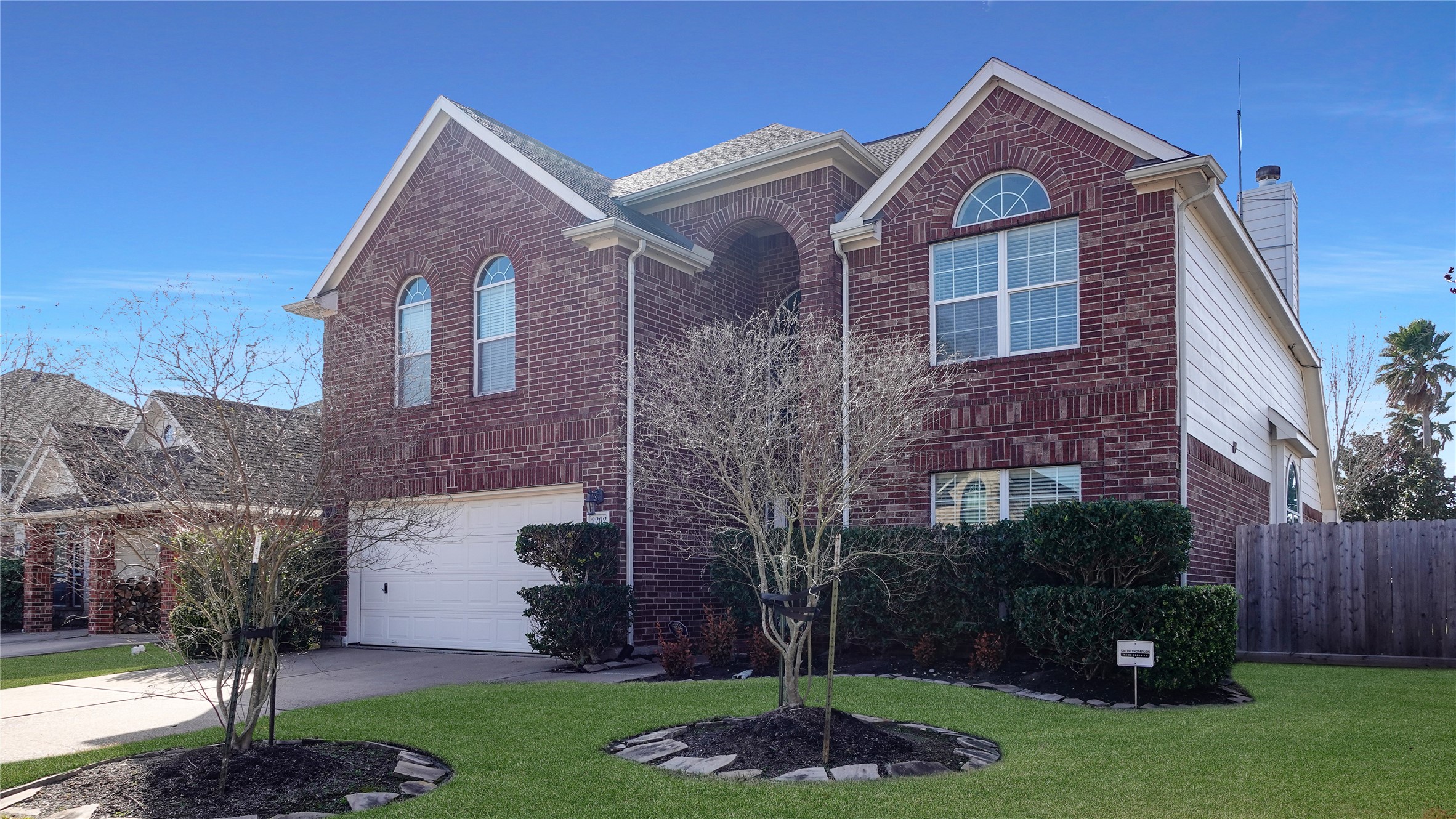 Listing photo 1
