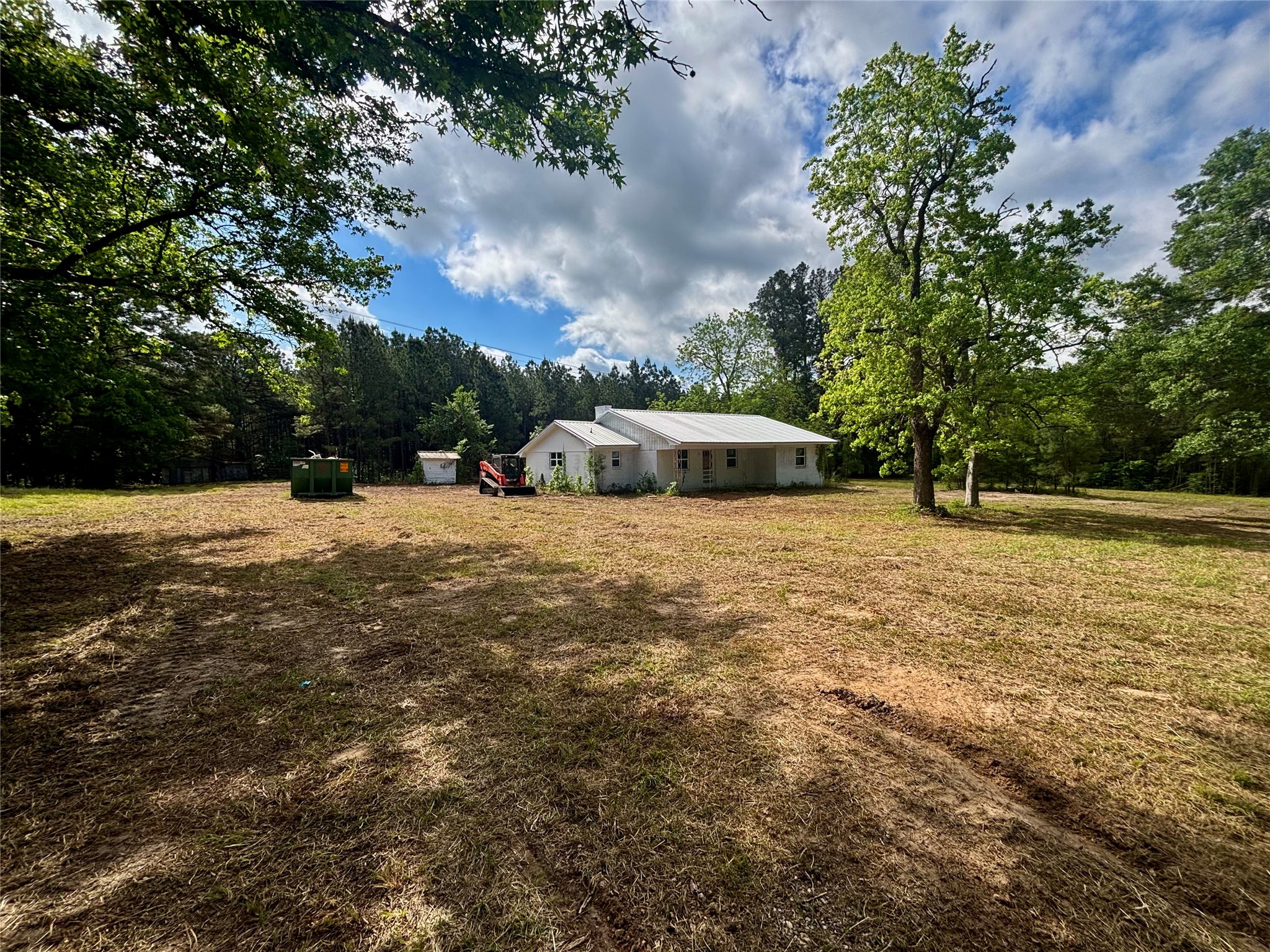 Listing photo 5