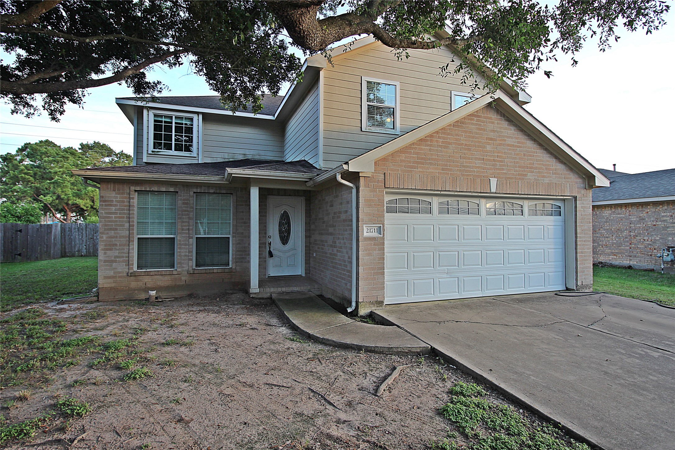 Listing photo 1