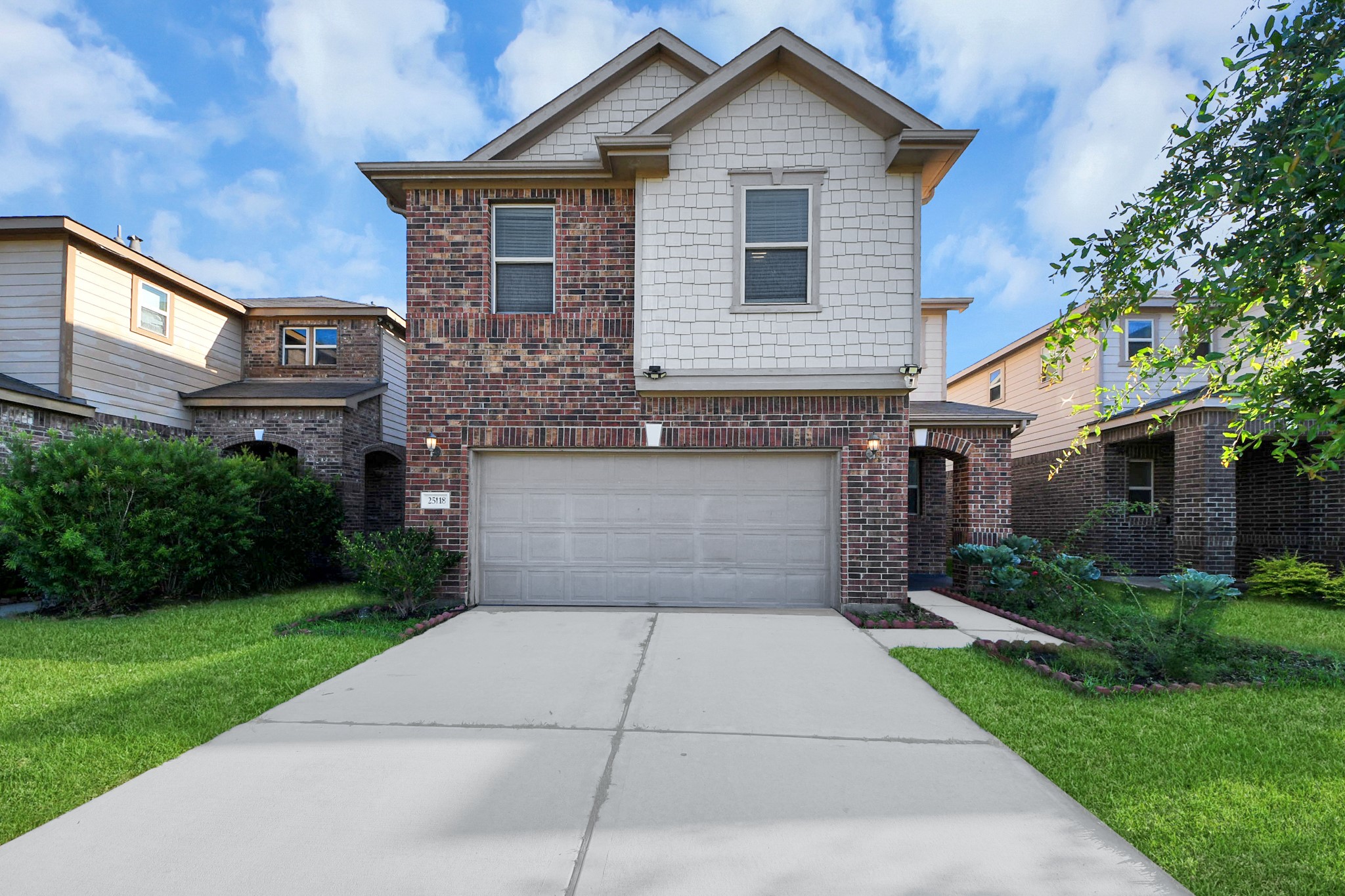 Listing photo 2